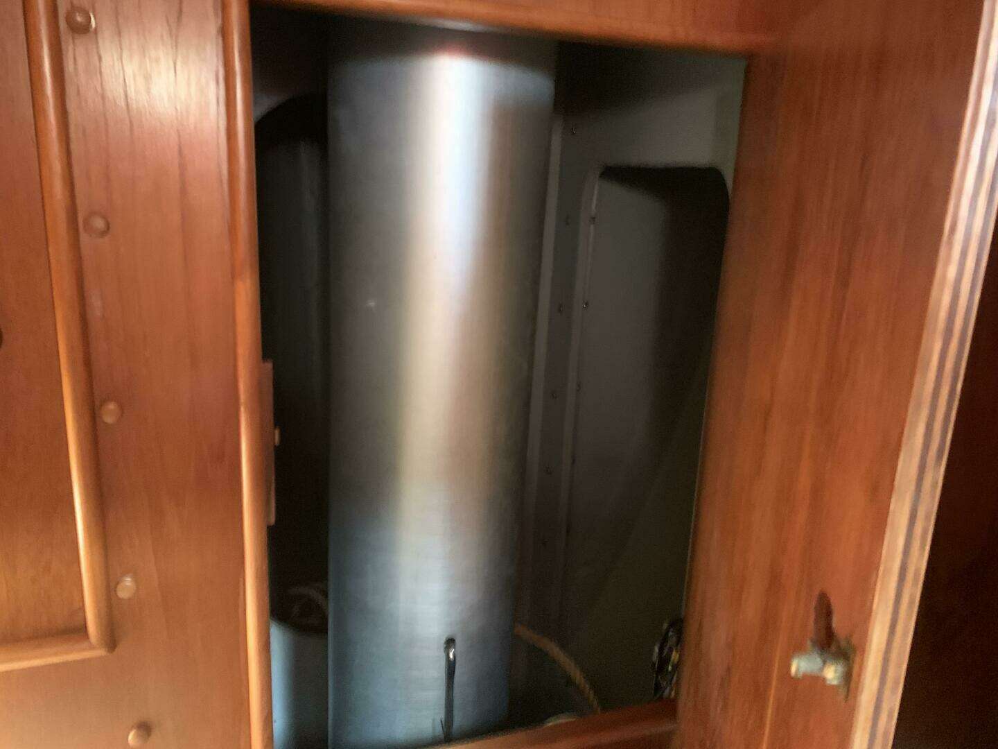 1987 Nonsuch Ultra 30 - Image 36