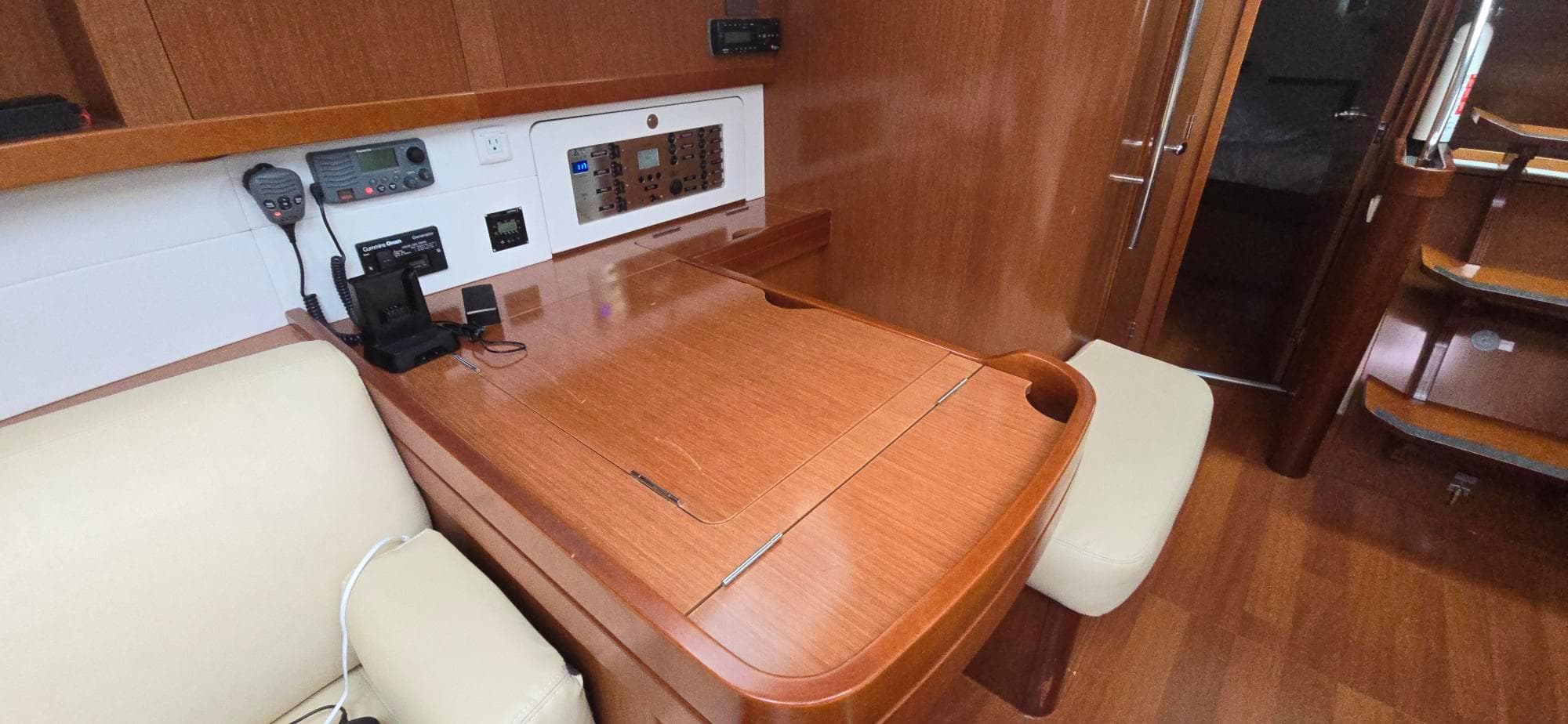 2011 Beneteau Oceanis 46 - 61