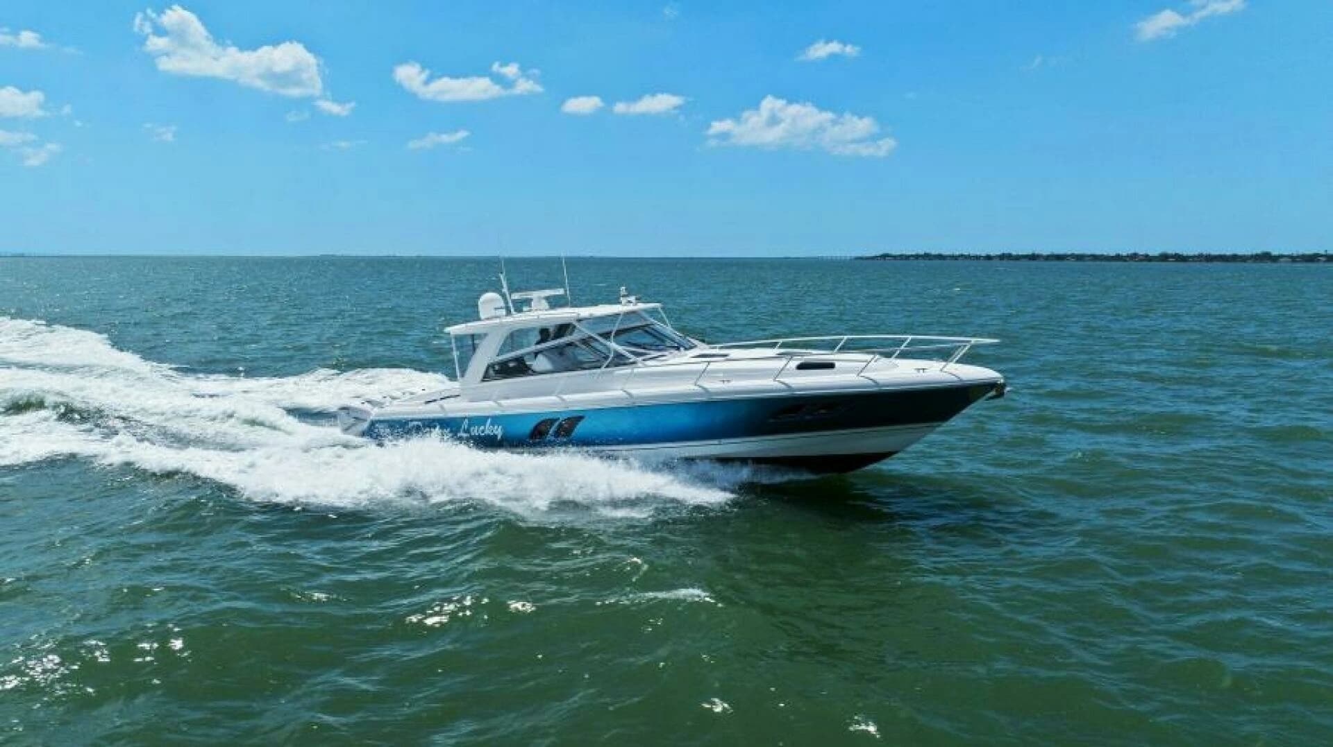 2019 Intrepid 475 Sport Yacht - Image 41