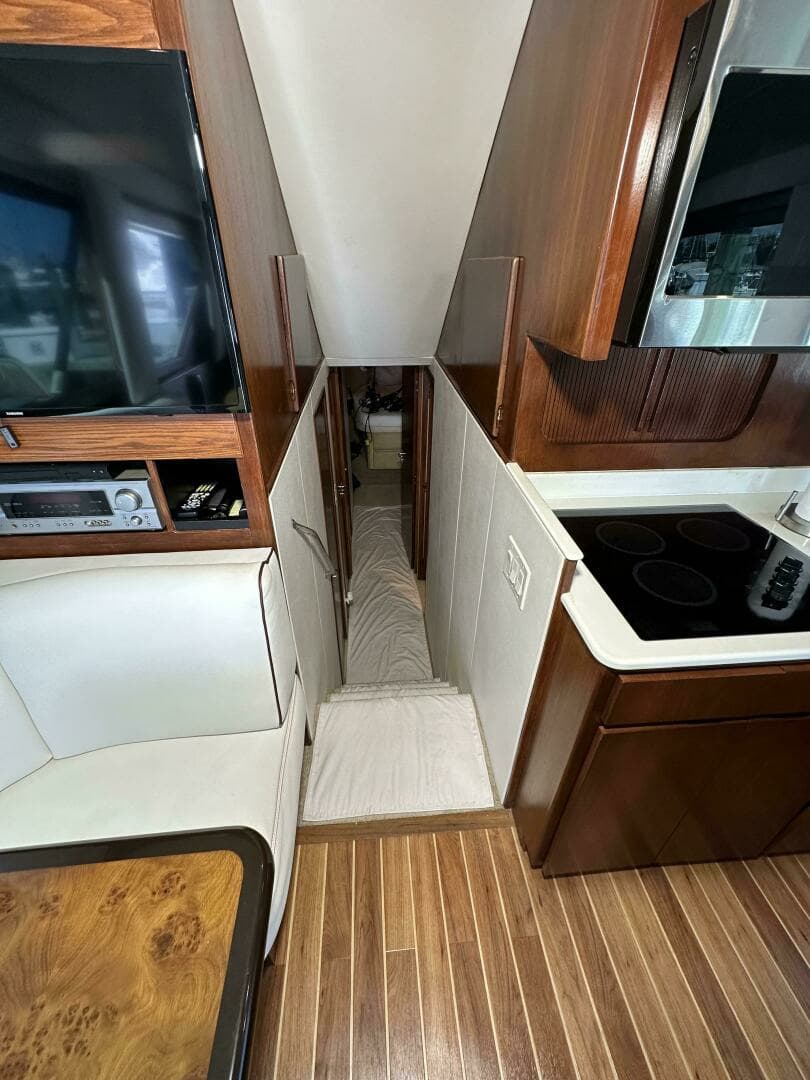 1992 Hatteras 50 Convertible - Image 54
