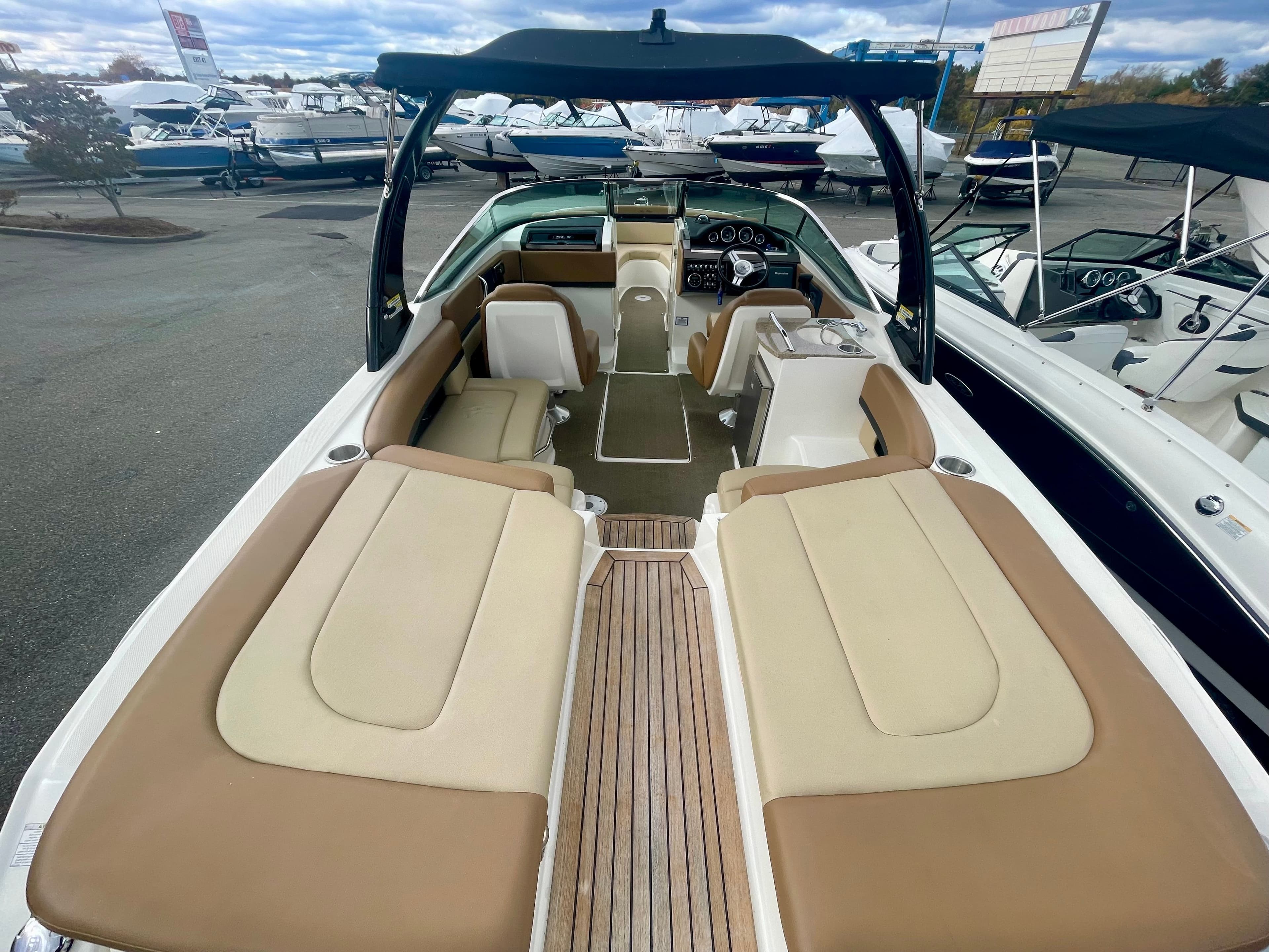 2014 Sea Ray SLX 250 - 4