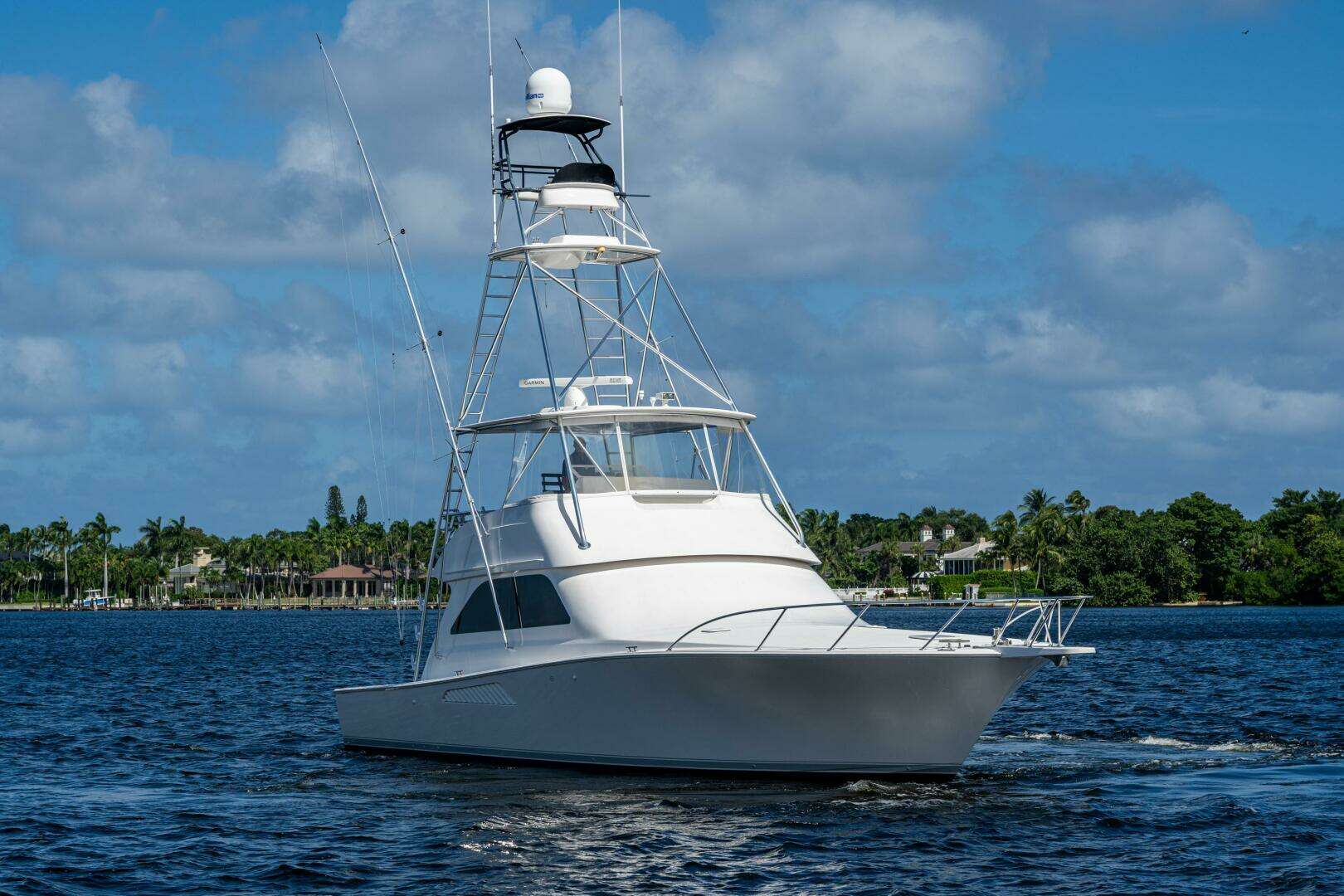 2006 Viking 52 Convertible - Image 34