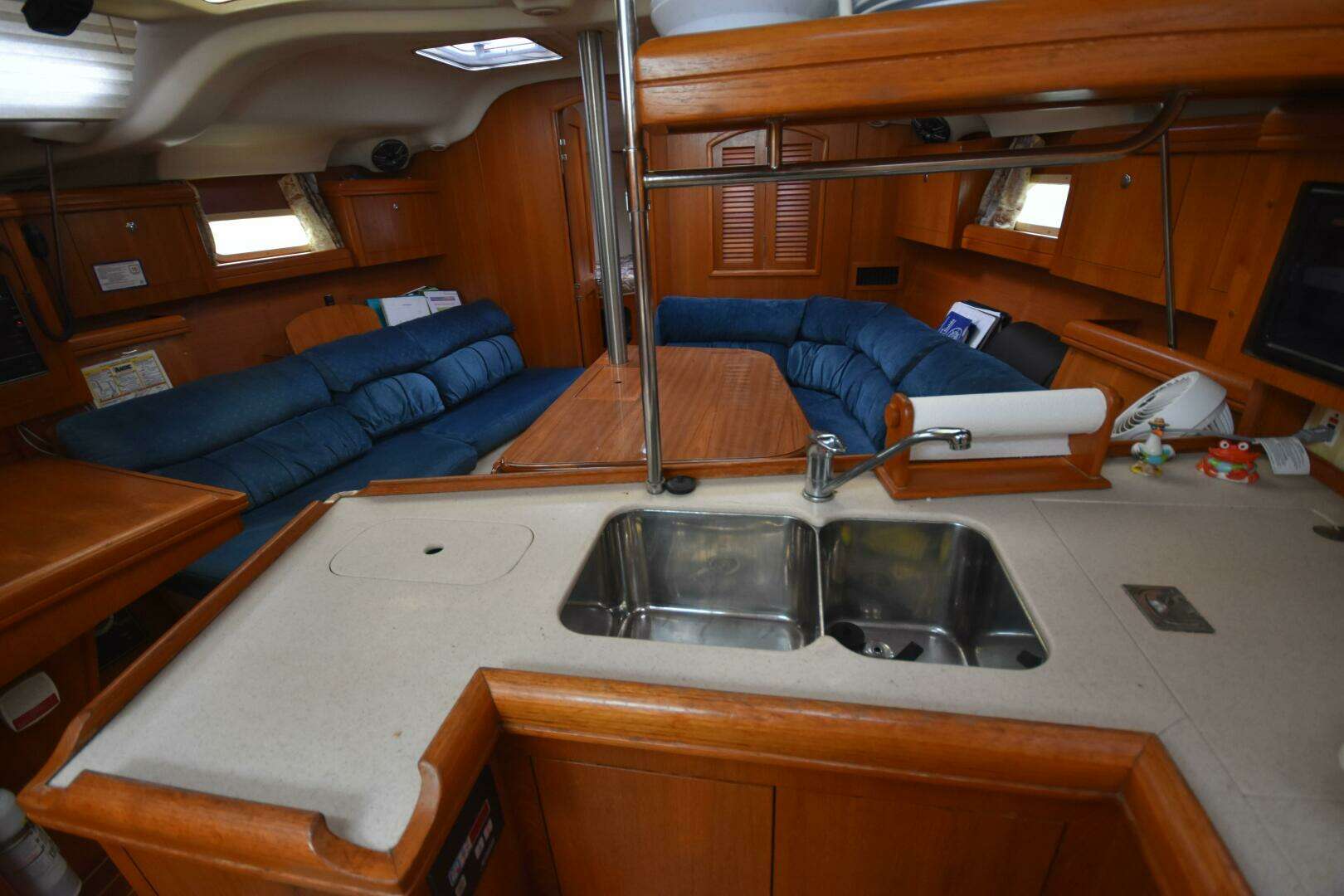 2003 Hunter 386 - Image 32