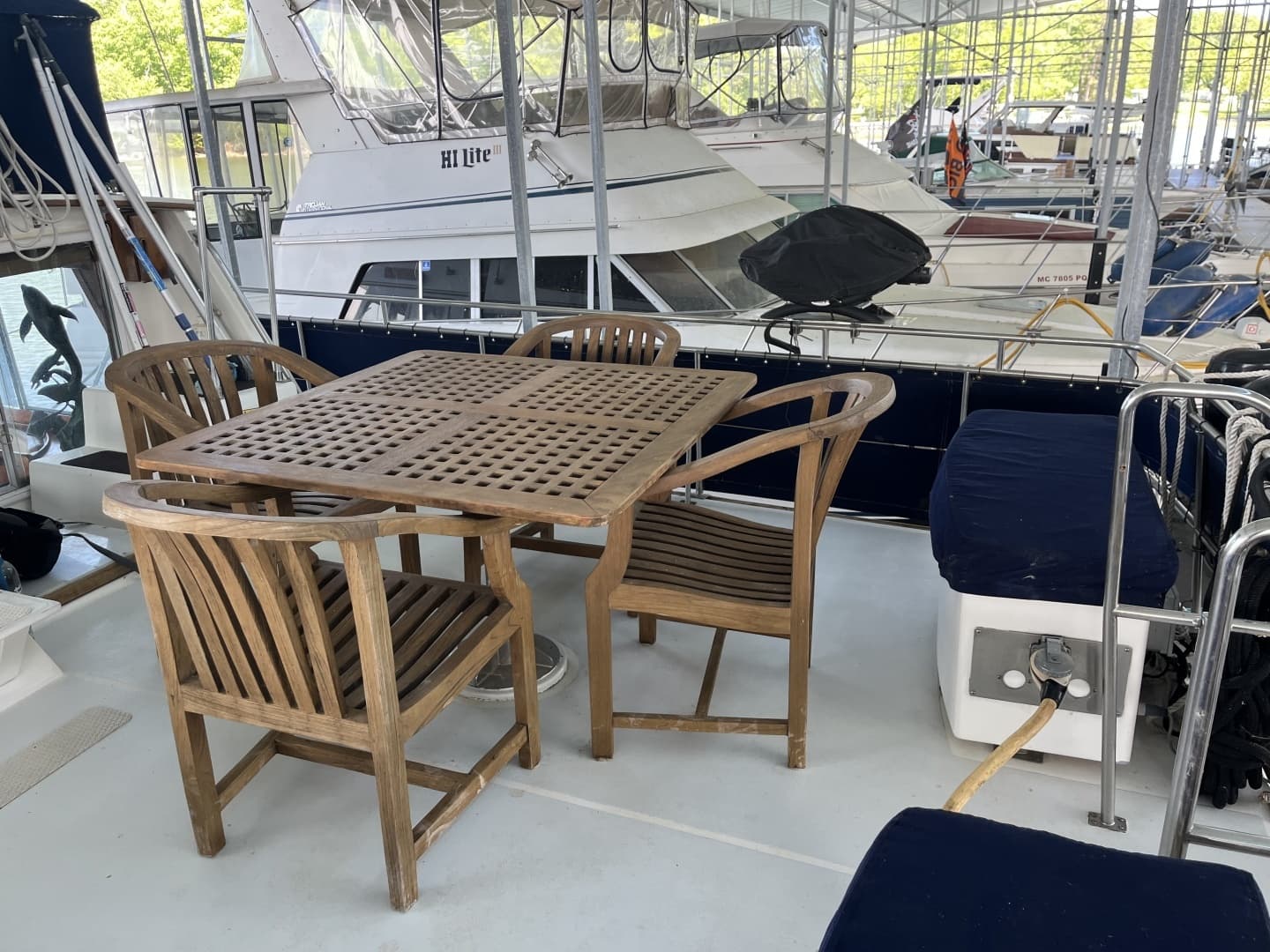 1987 Grand Banks 49 Motor Yacht - Image 6