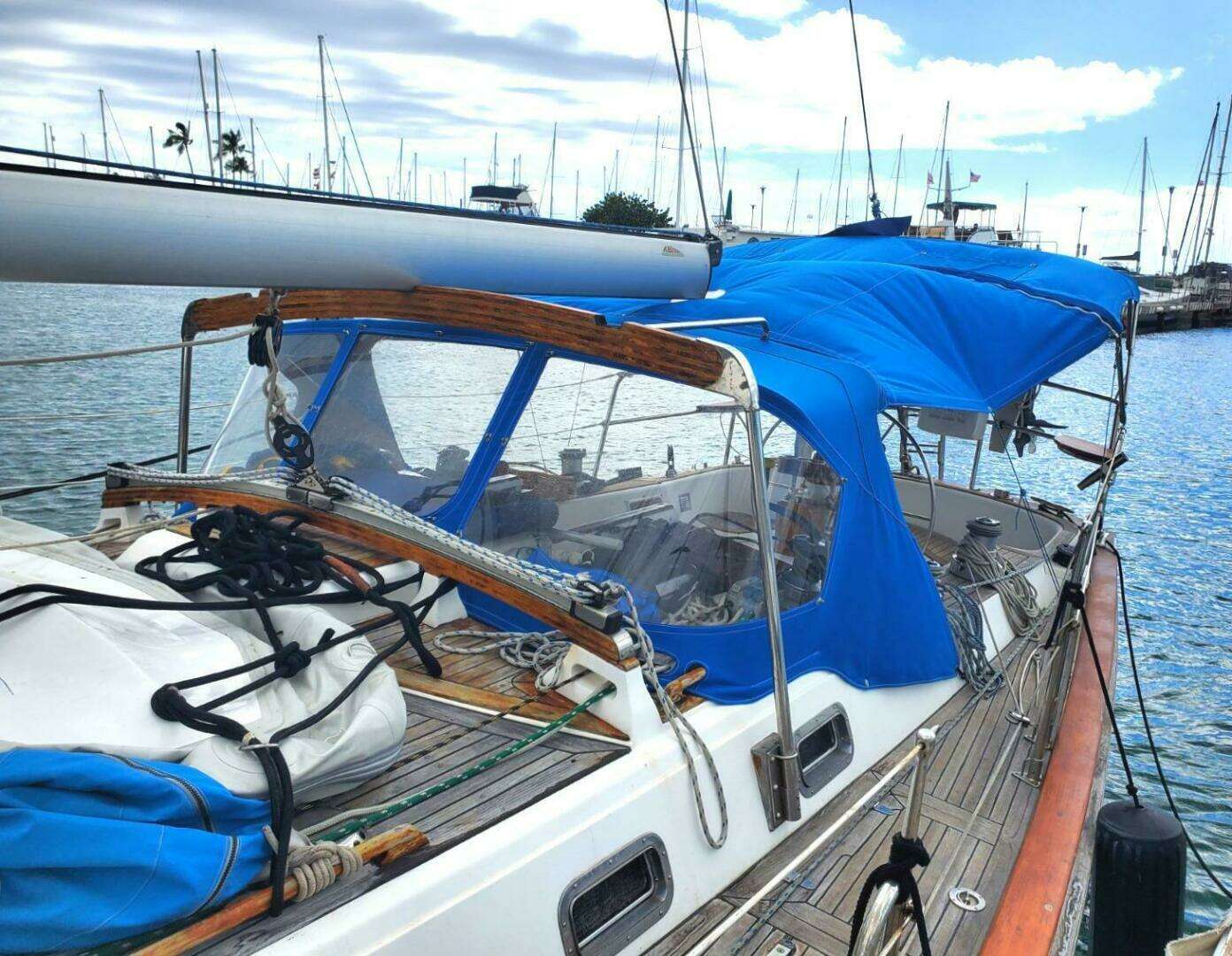 1997 Tayana 52 - Image 19