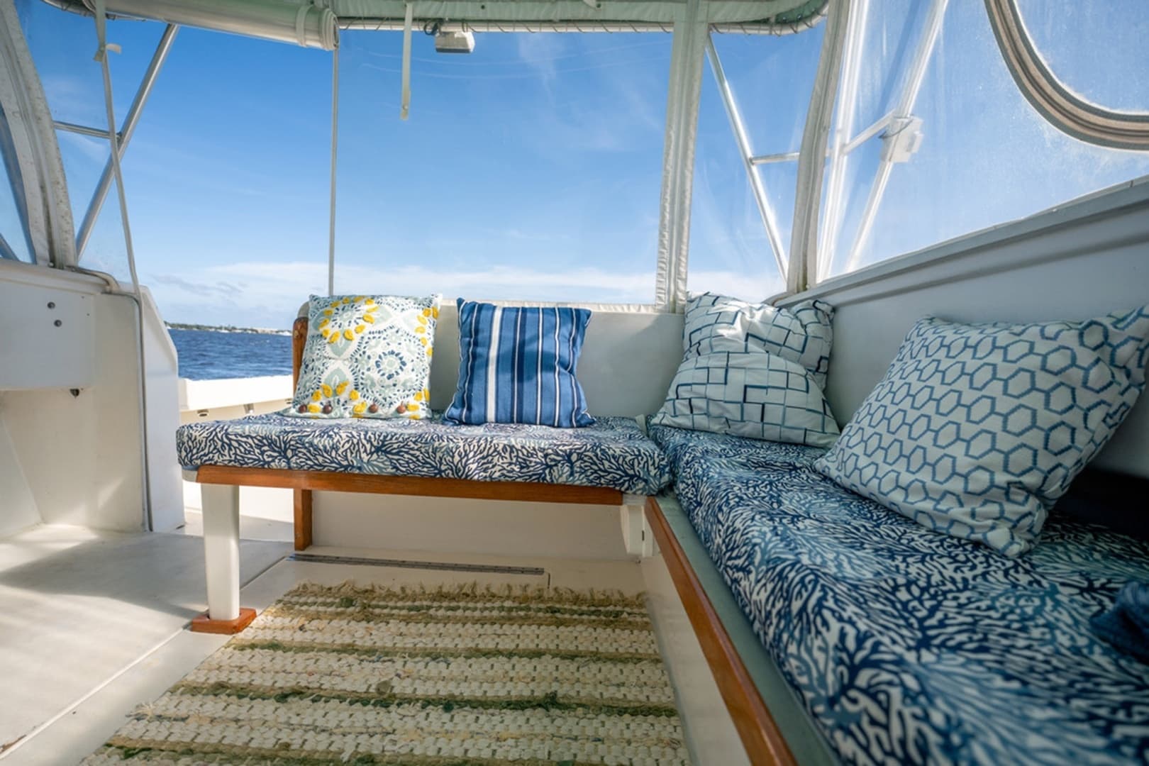 2005 Custom Michael Fritz 34' Pilothouse - Image 10