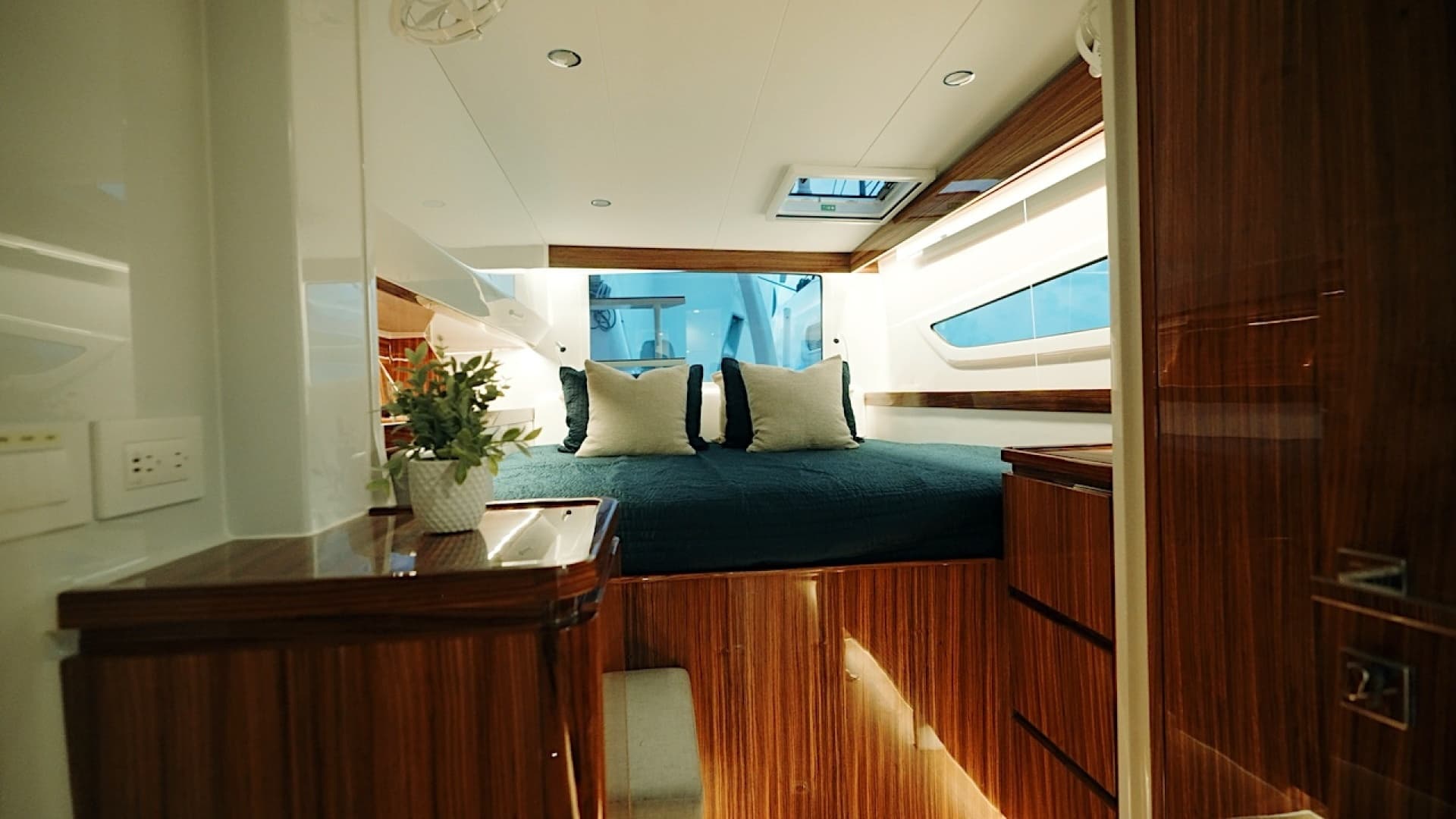 2026 HH Catamarans HH60 - Image 37