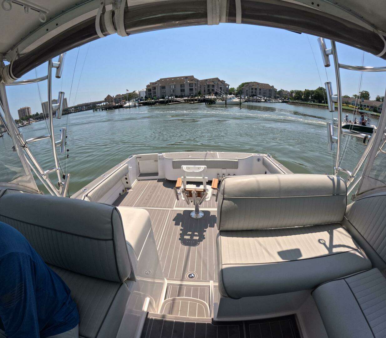 2004 Stamas 370 Express - Image 7