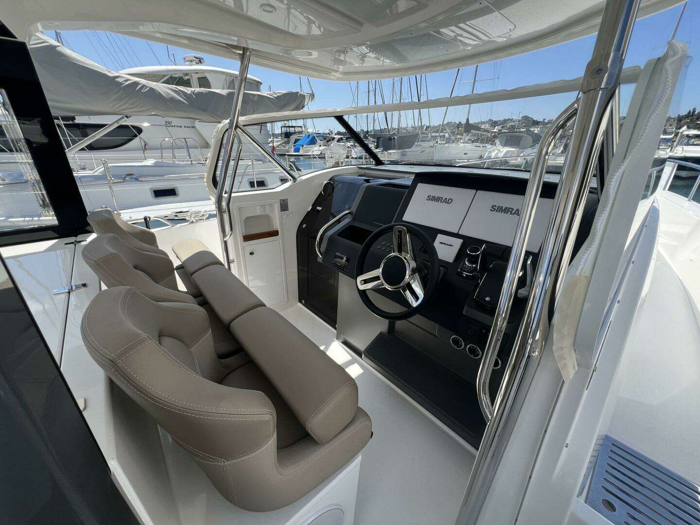 2024 Nimbus T11 - Image 14