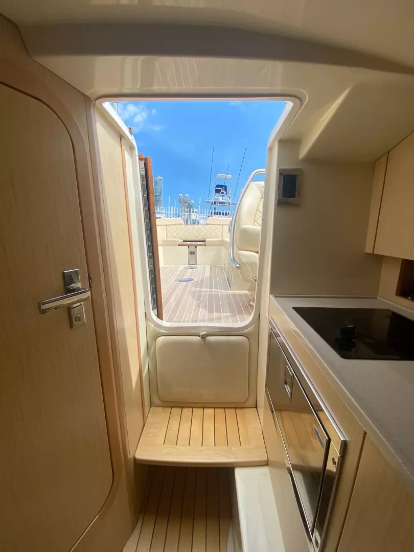 2018 Chris-Craft Corsair 34 - Image 32