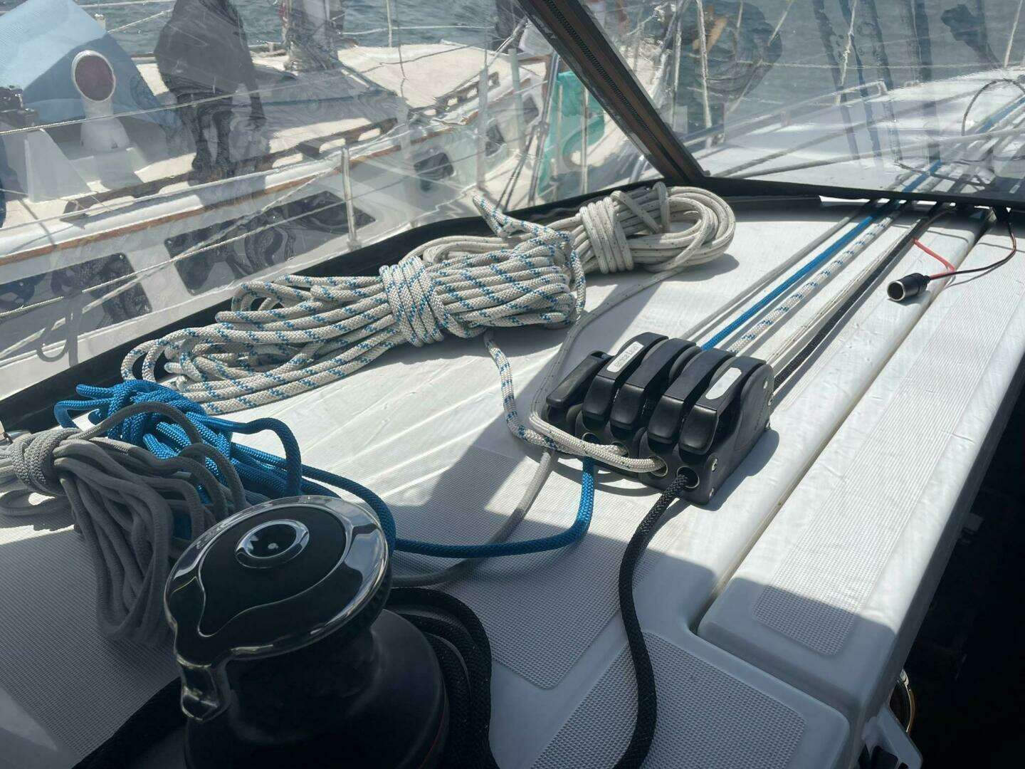 2021 Jeanneau Sun Odyssey 410 - Image 20