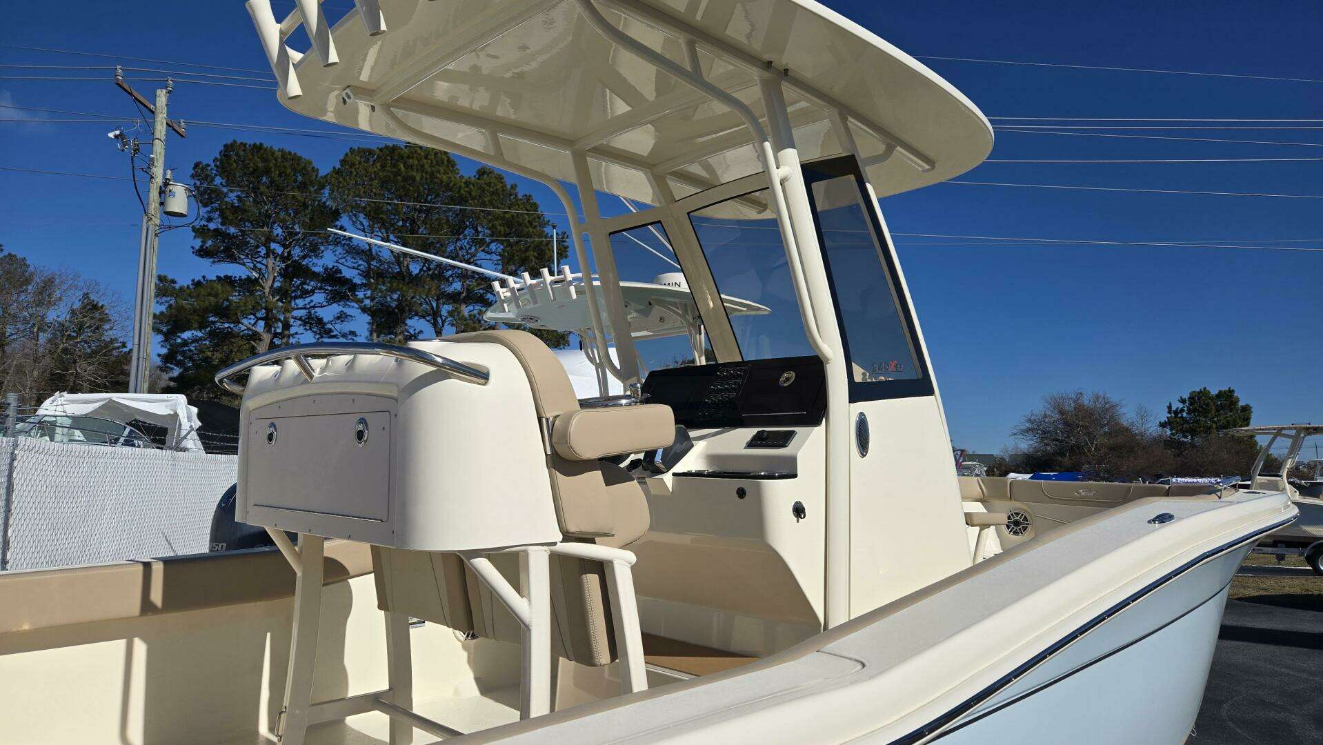 2026 Scout 240 XSF - Image 7