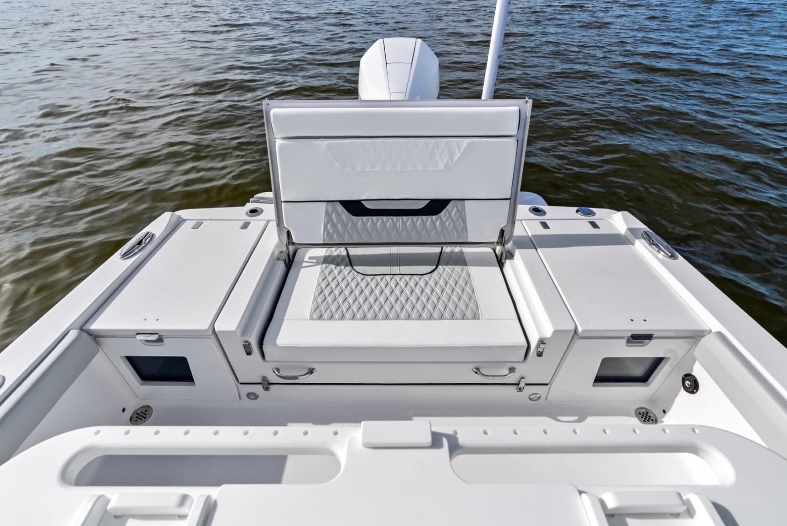2027 Blackfin 242 HB - Image 5