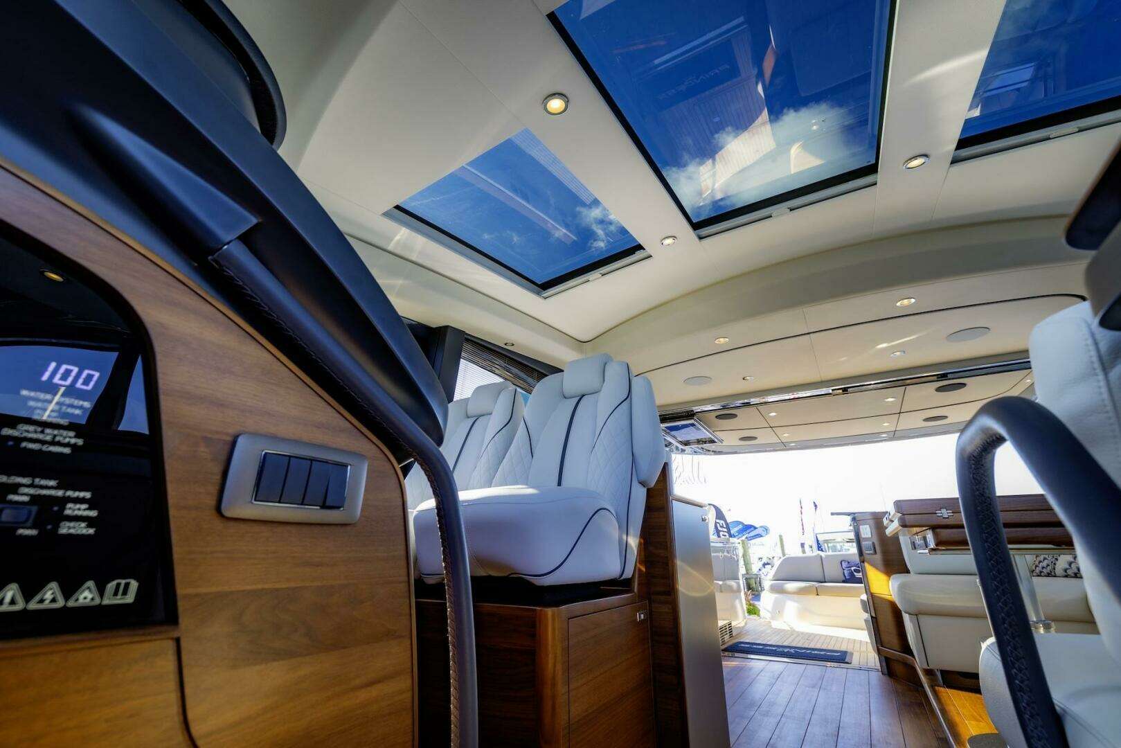 2026 Princess V55 - Image 9