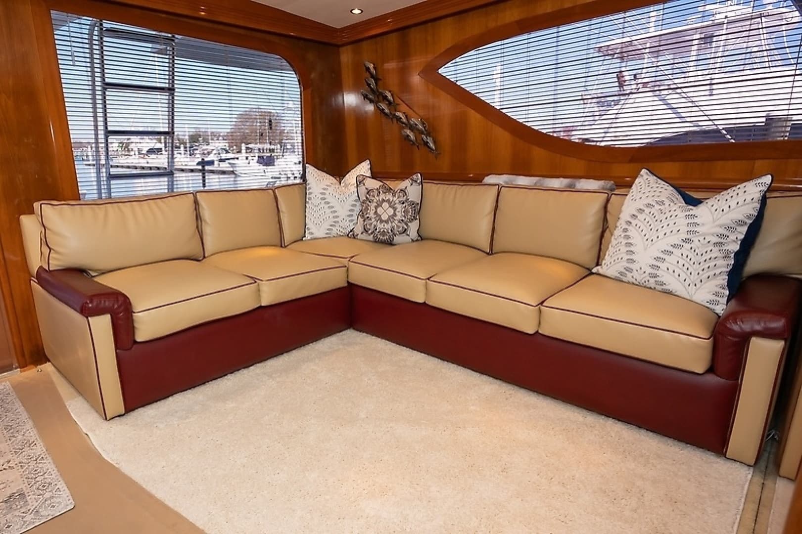 2001 Hatteras 60 Convertible - Image 23