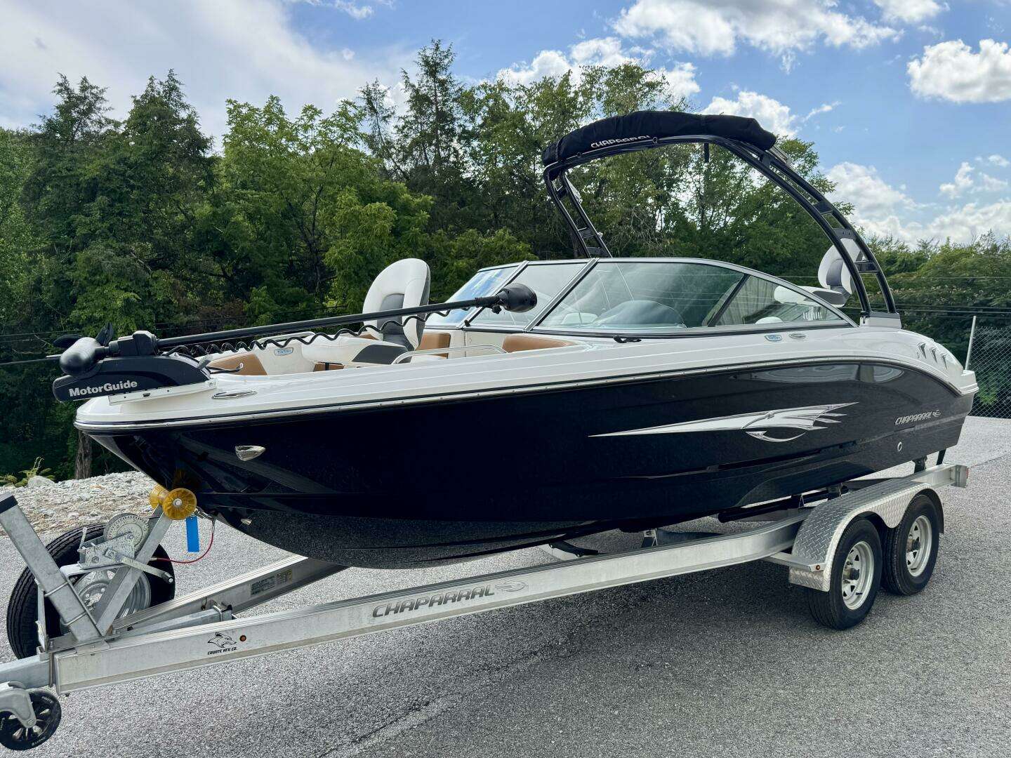 2023 Chaparral 21 SSi Ski & Fish - Image 12