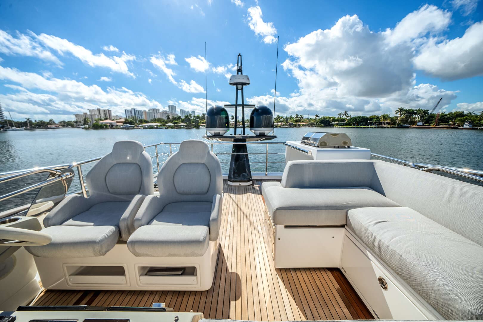 2022 Azimut S7 - Image 65