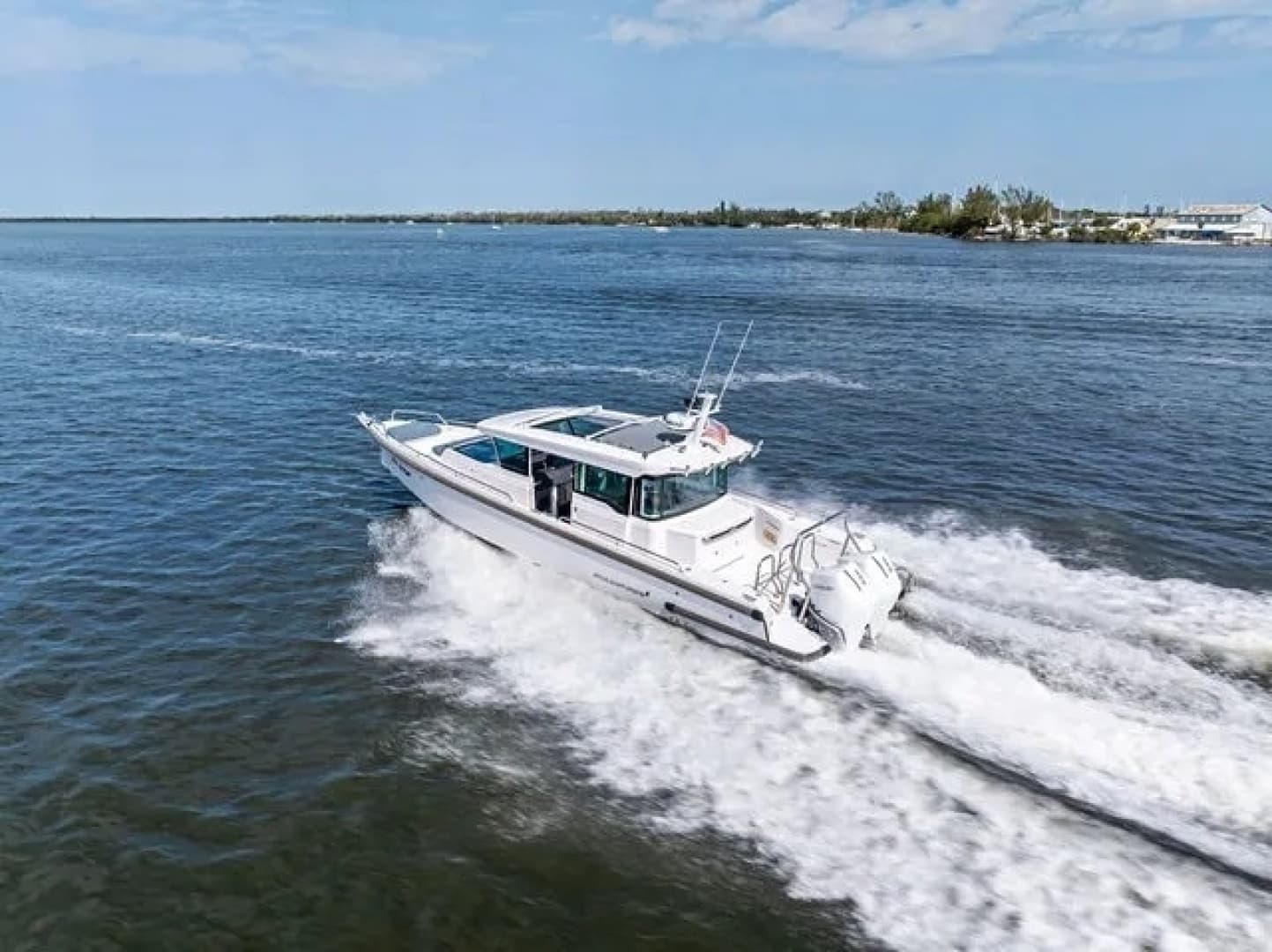 2022 Axopar 37 XC CROSS CABIN - Image 57