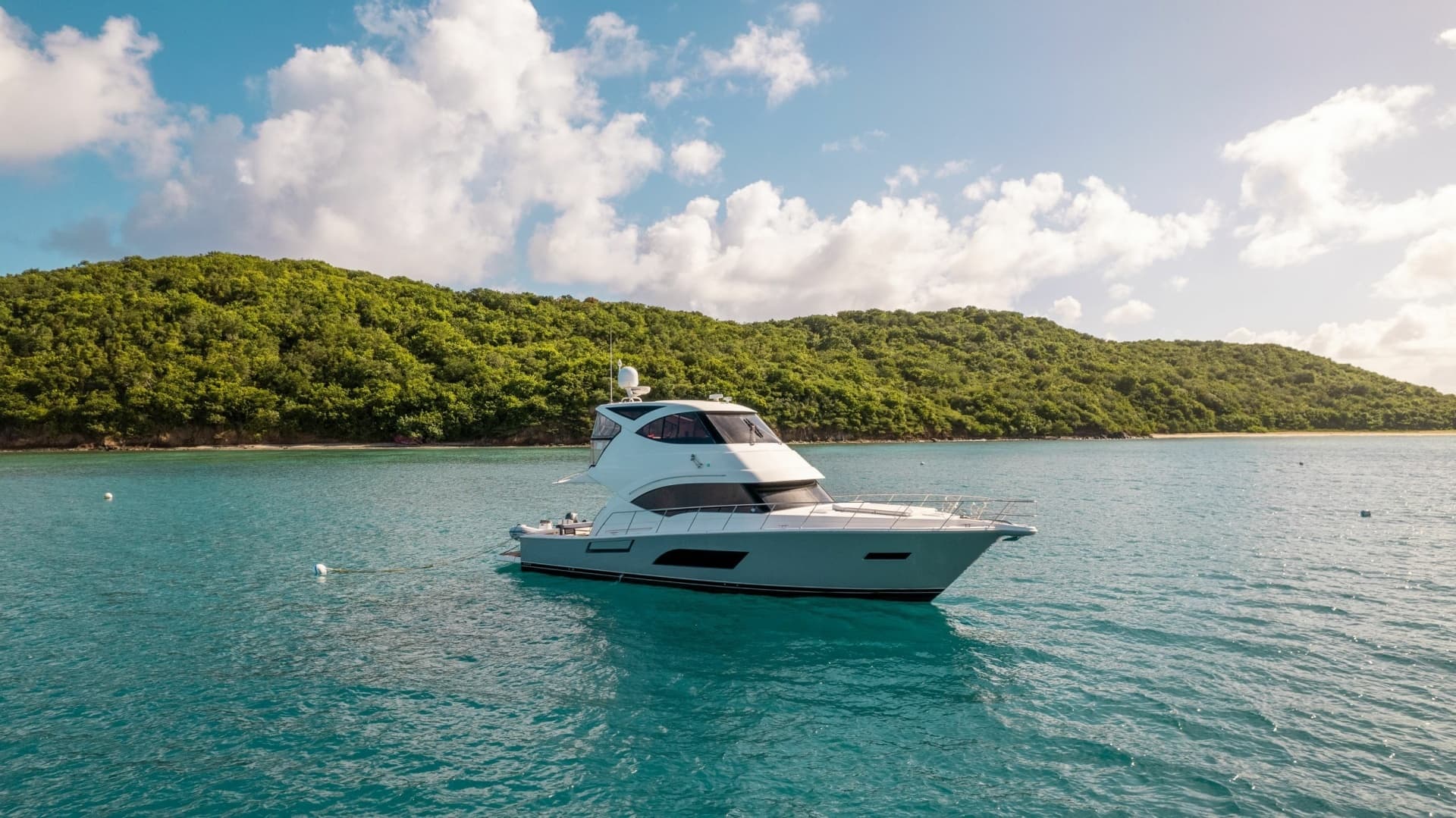 2015 Riviera 53 Enclosed Bridge - Image 14