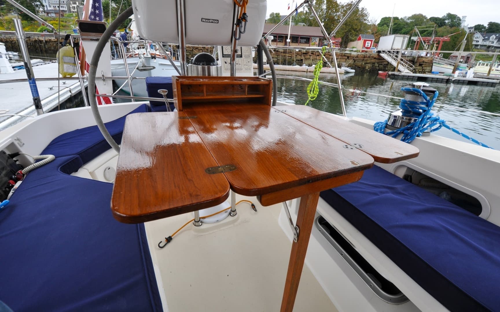 2004 Sabre 426 - Image 28