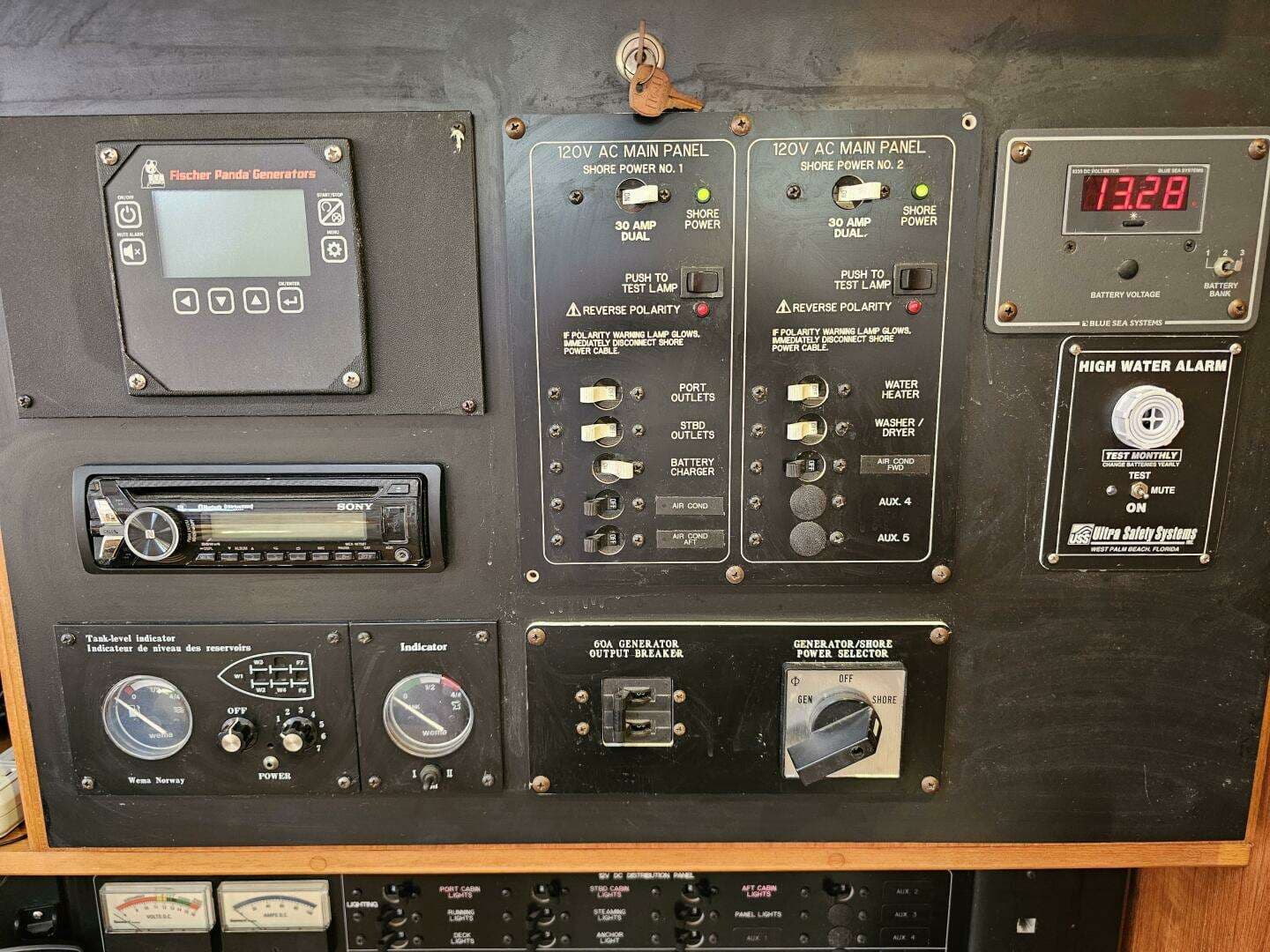 2001 Catalina 470 - Image 30
