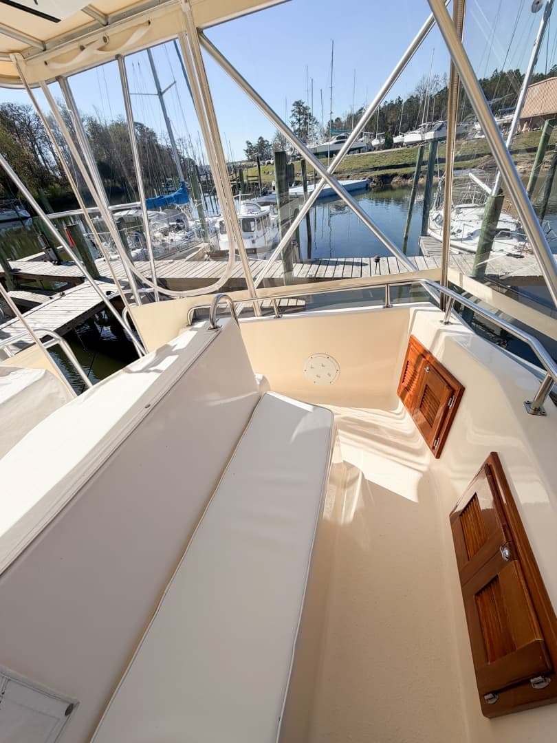 1988 Pacemaker 36 Convertible - Image 27