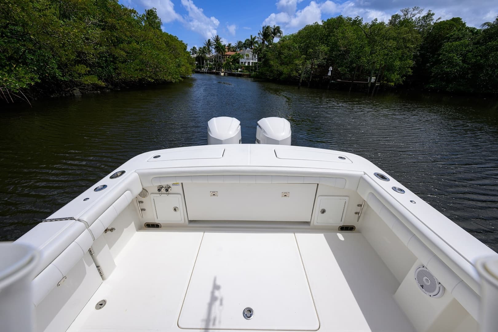 2019 Regulator Center Console - Image 38
