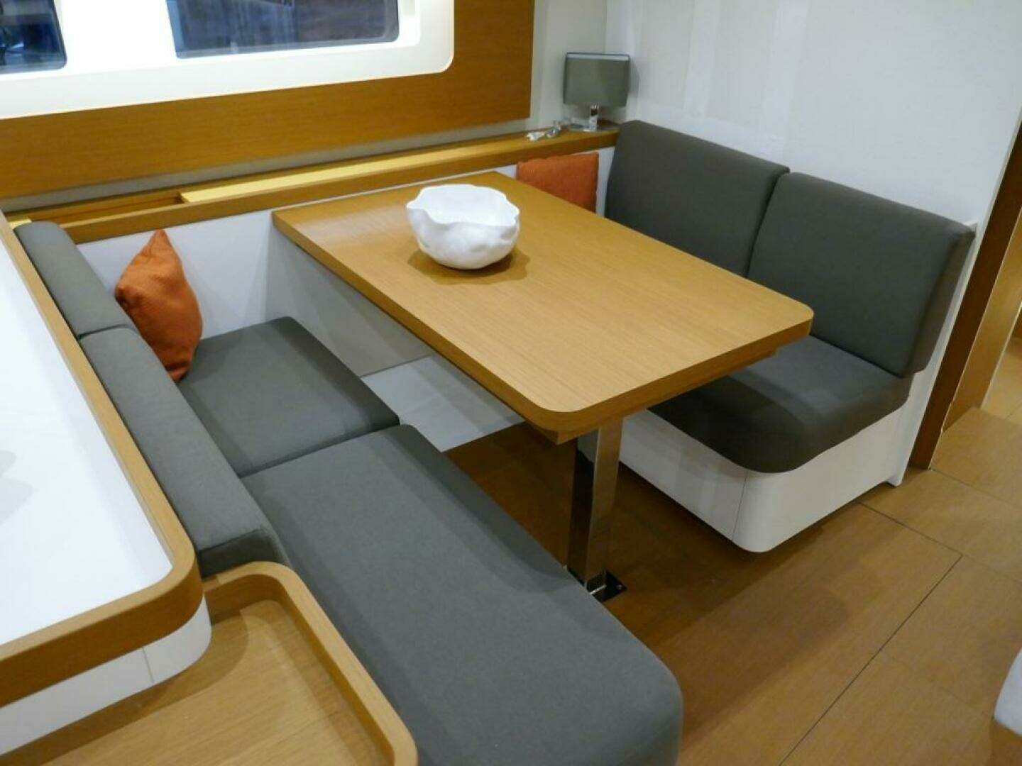 2026 Beneteau OCEANIS YACHT 54 - Image 16