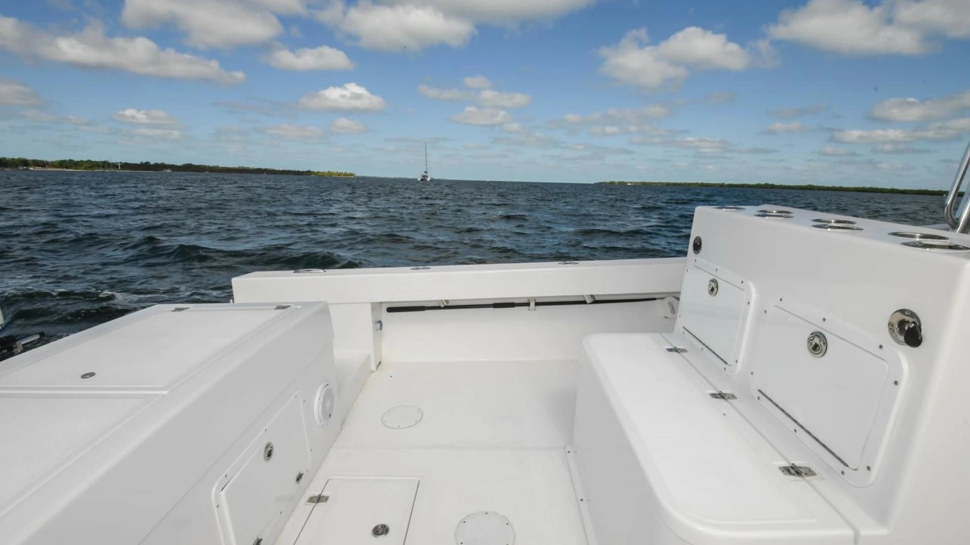 2019 Ocean Master 336 Center Console - Image 17