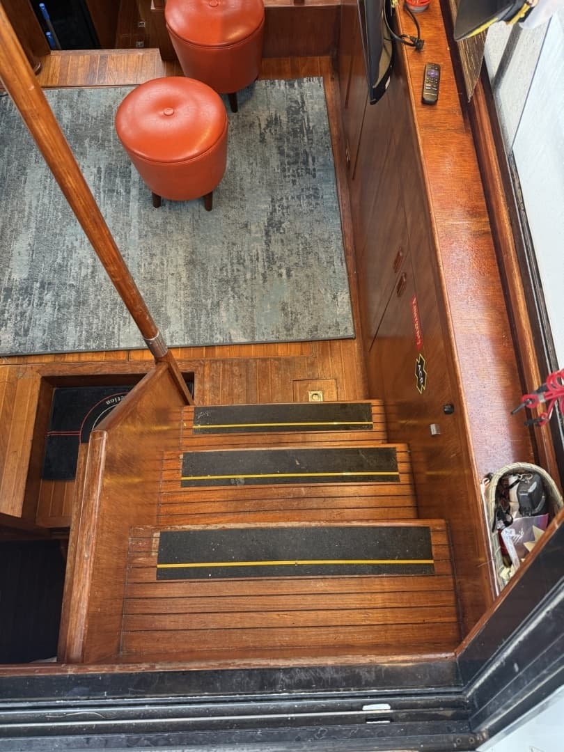 1988 President 35 Double Cabin - Image 18