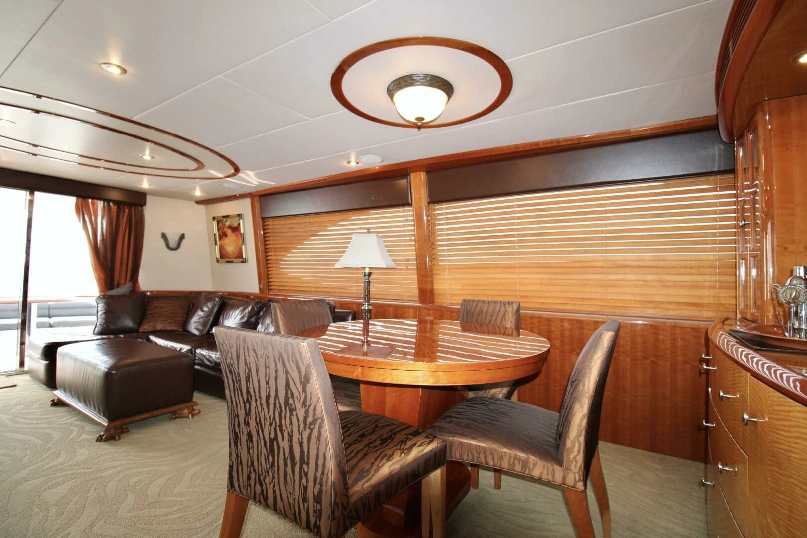 2007 Lazzara Yachts 74 Motor Yacht - Image 20
