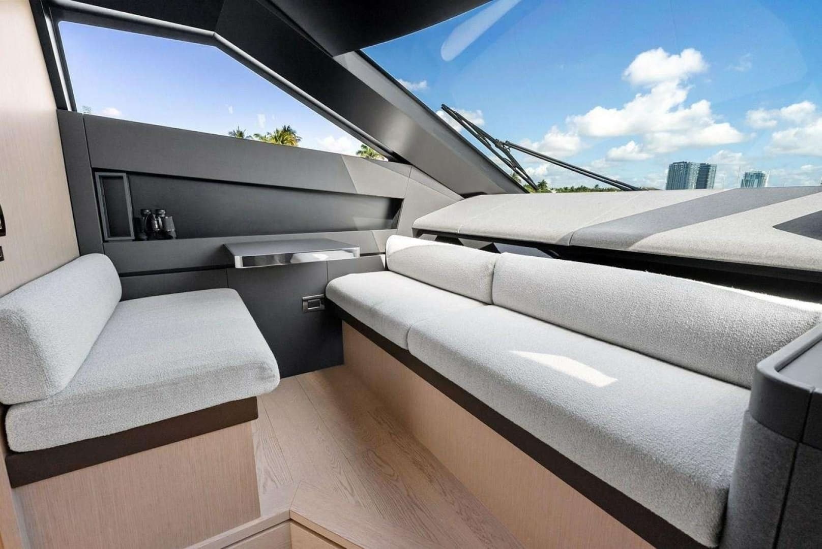 2022 Ferretti Yachts 780 - Image 41