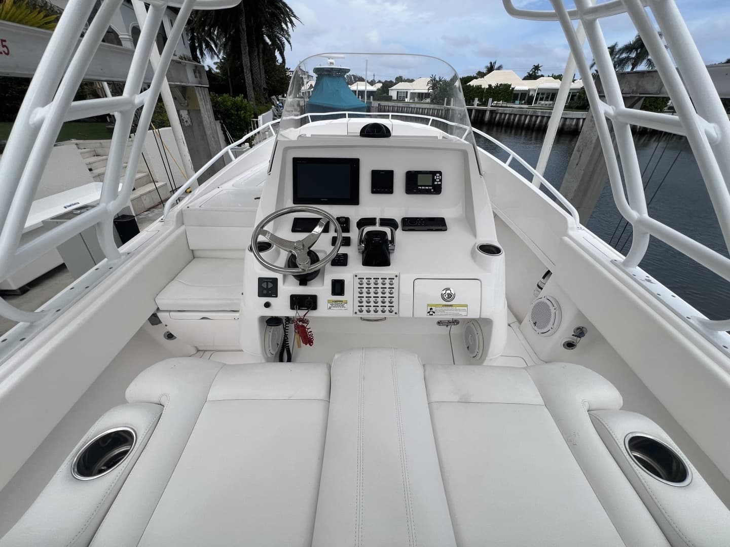 2017 Intrepid 327 Cuddy - Image 15