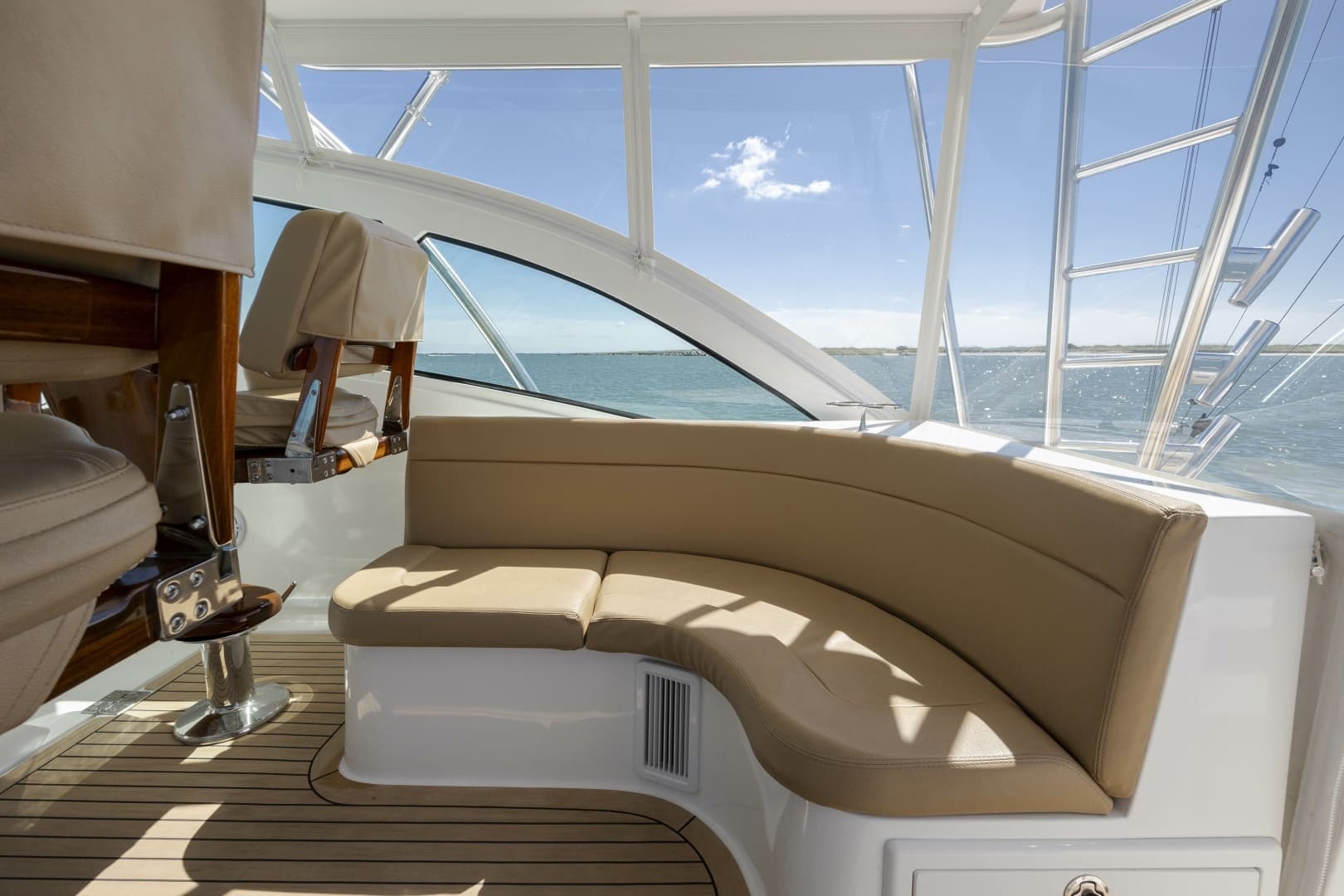 2019 Albemarle 410 Express Fisherman - Image 80
