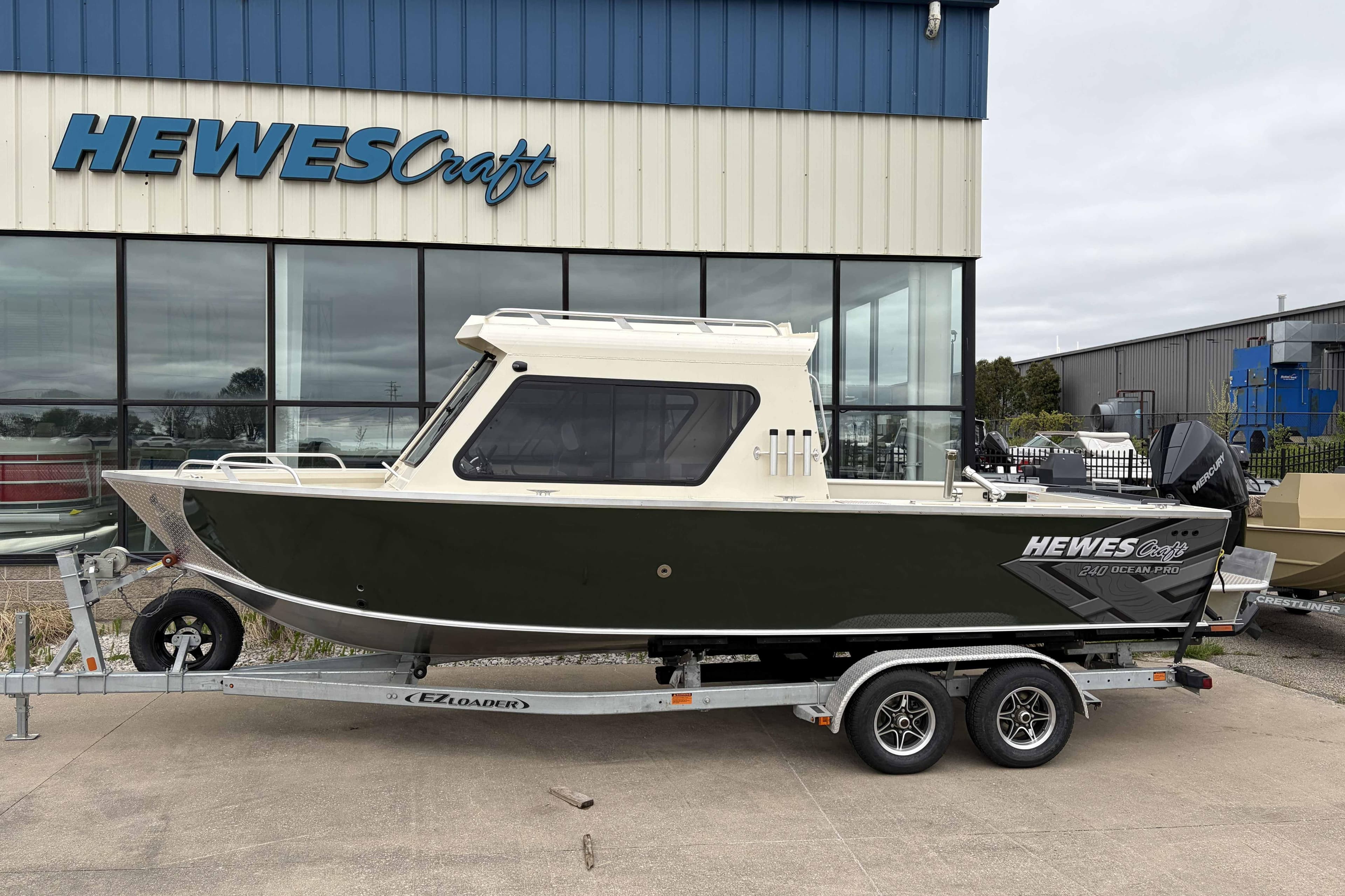 2026 Hewescraft 240 Ocean Pro ET Hardtop