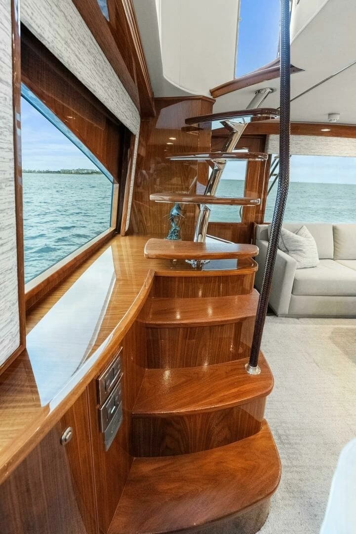 2022 Viking 68 Enclosed Bridge - Image 8