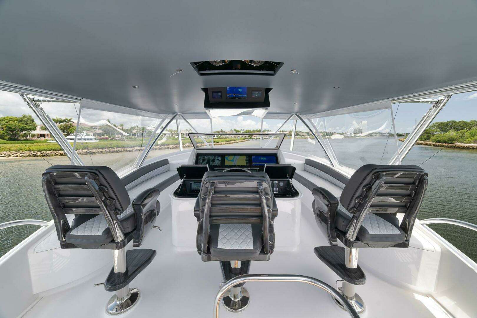 2024 Viking Convertible - Image 11