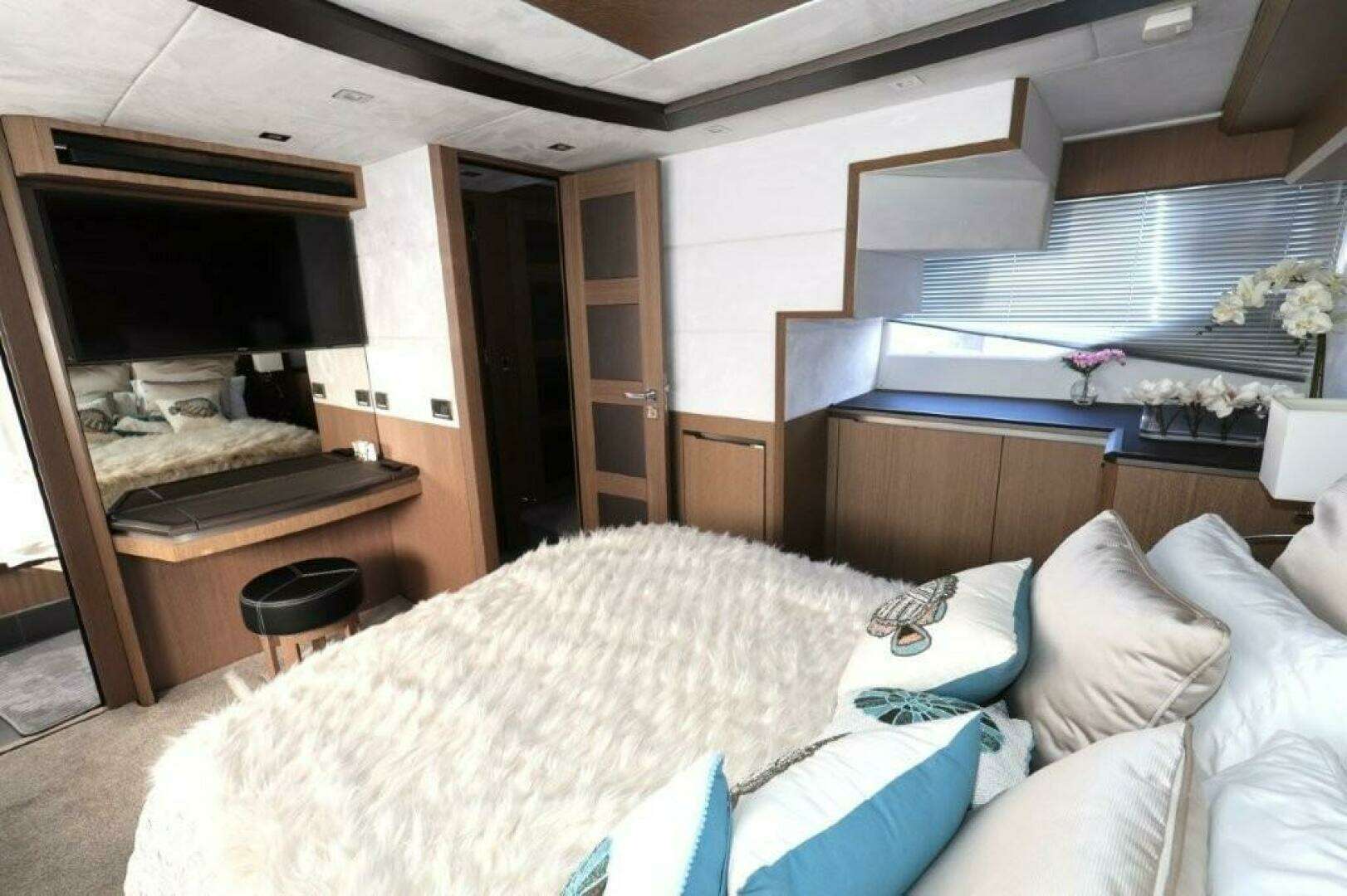 2019 Galeon 650 Sky - Image 53