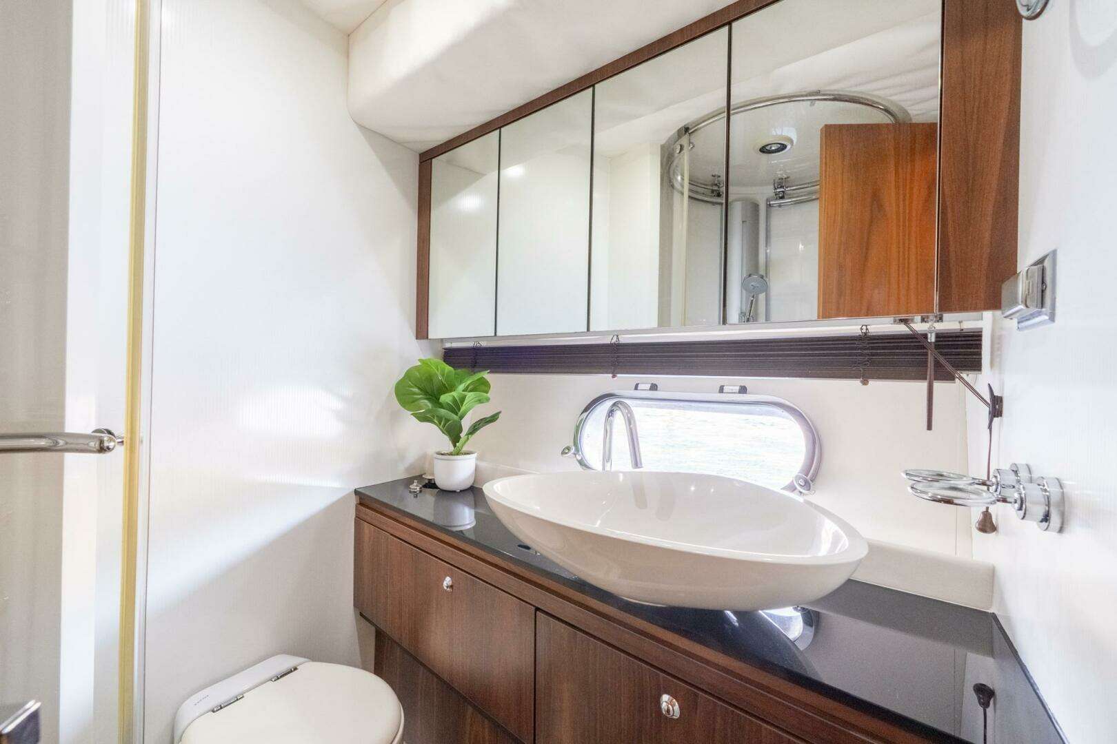 2009 Sunseeker 60 Manhattan - Image 41