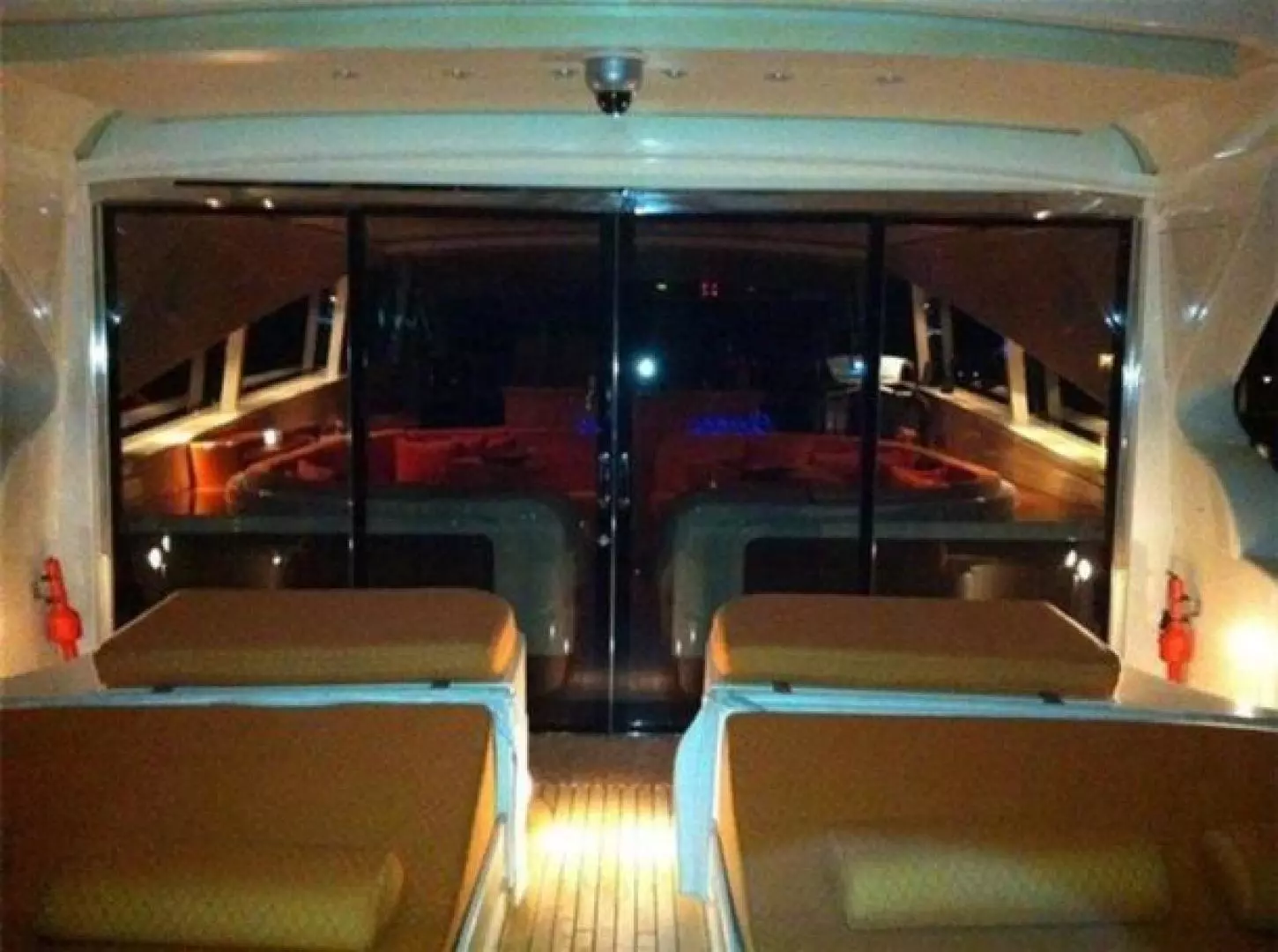 2001 Leopard 27M Open - Image 10