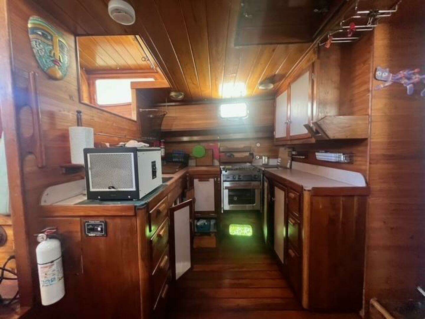 1993 Custom Baraka 46 - Image 6