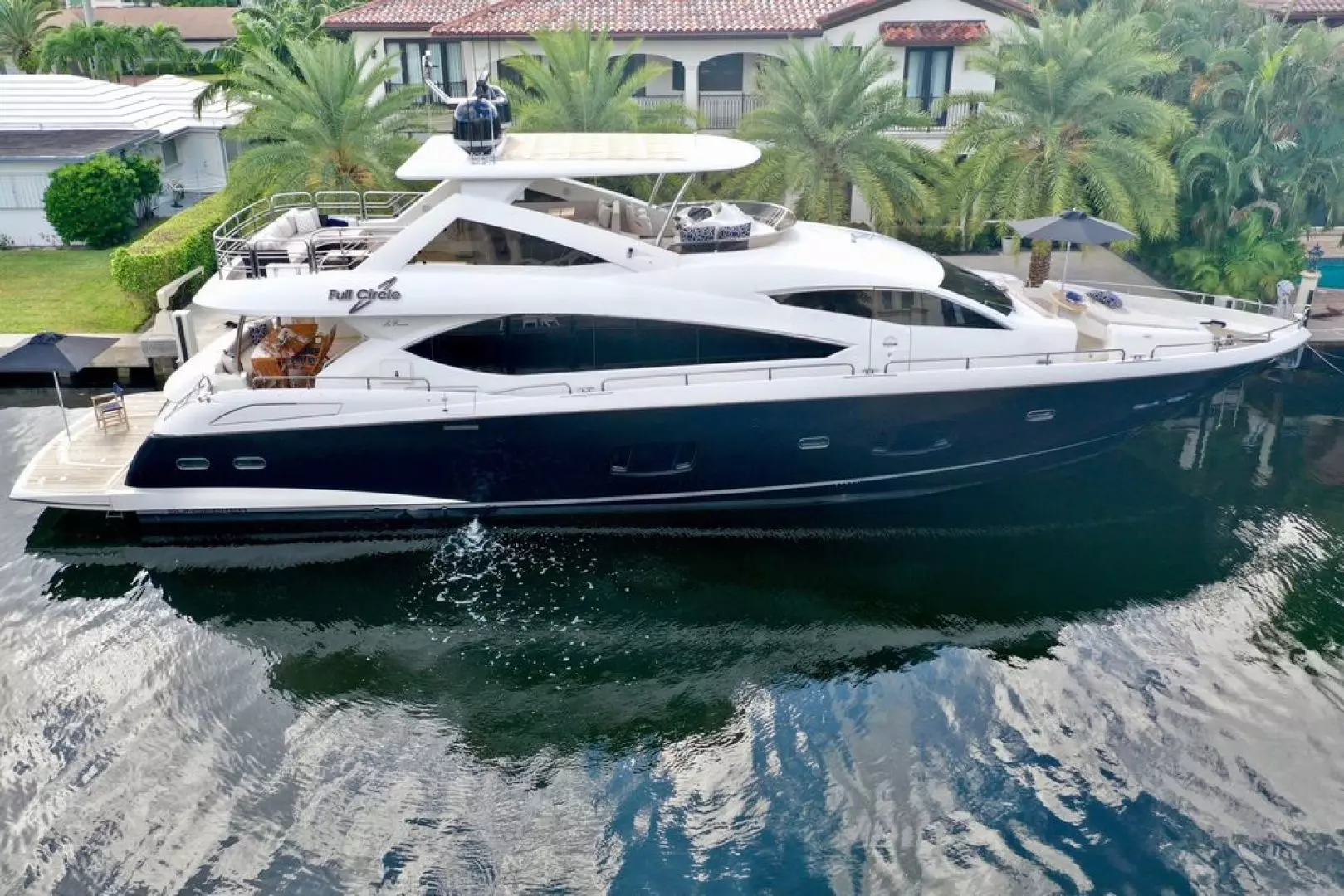 2014 Sunseeker Yacht - Image 2