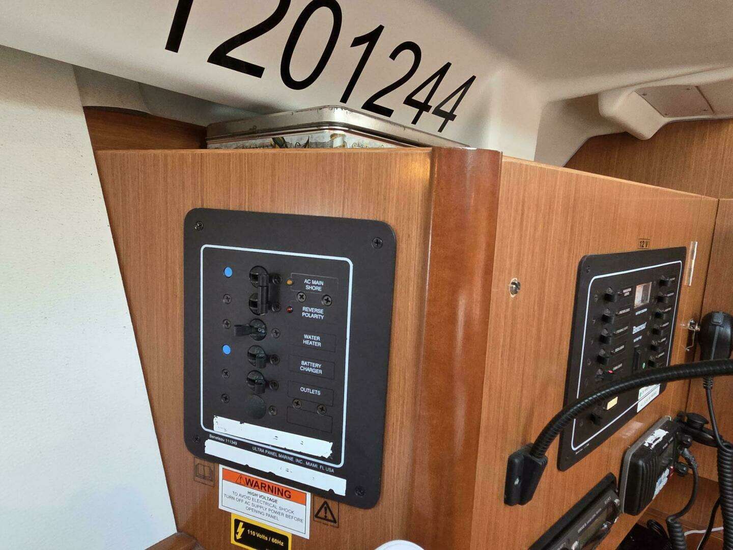 2007 Beneteau 343 - Image 9