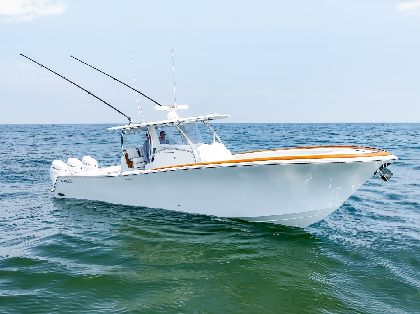 2026 Front Runner 39 Center Console - Image 6