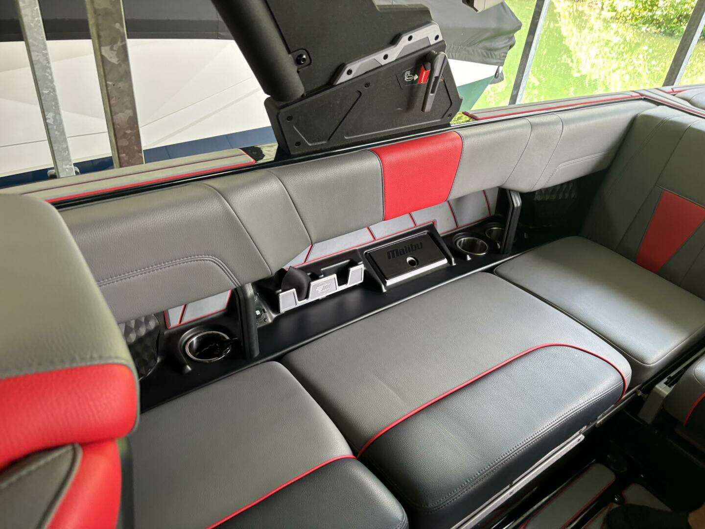 2022 Malibu 23 LSV - Image 49