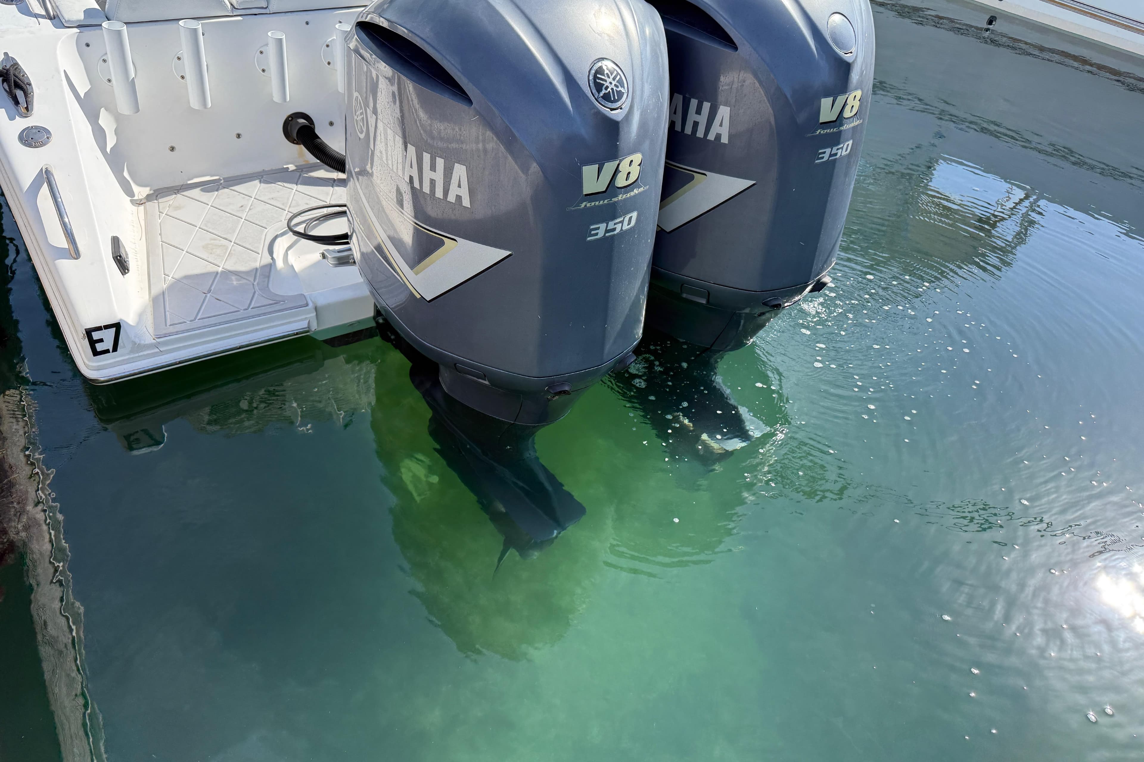 Twin Yamaha V8 350 engines on a 2001 Palmetto Custom 36 boat.