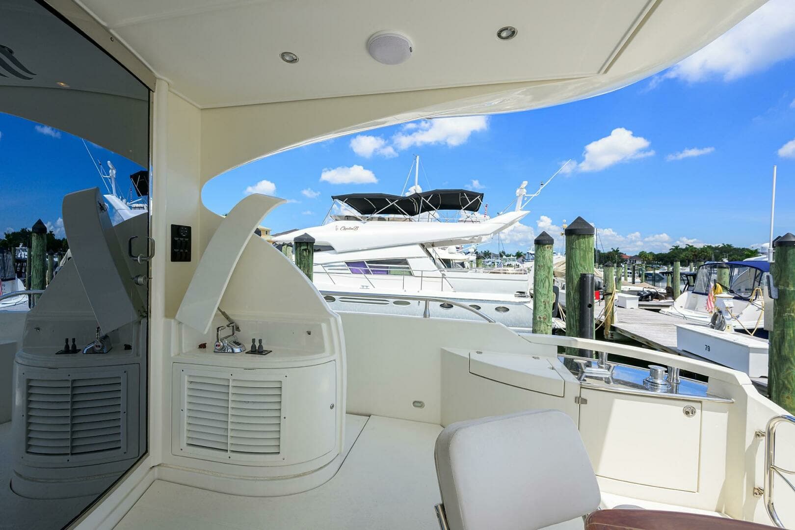 2005 Marquis 65 Motor Yacht - Image 34