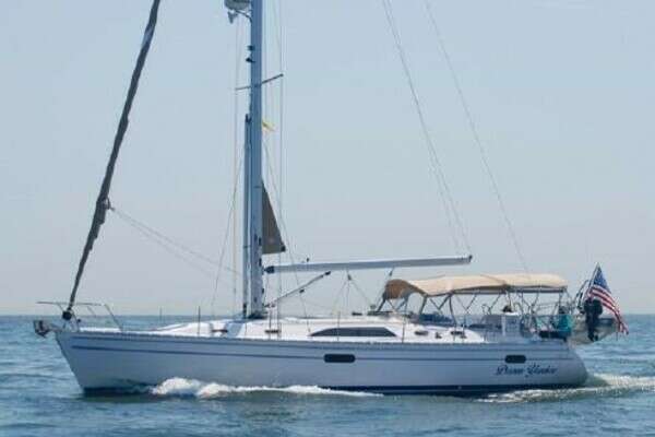 2016 Catalina 445