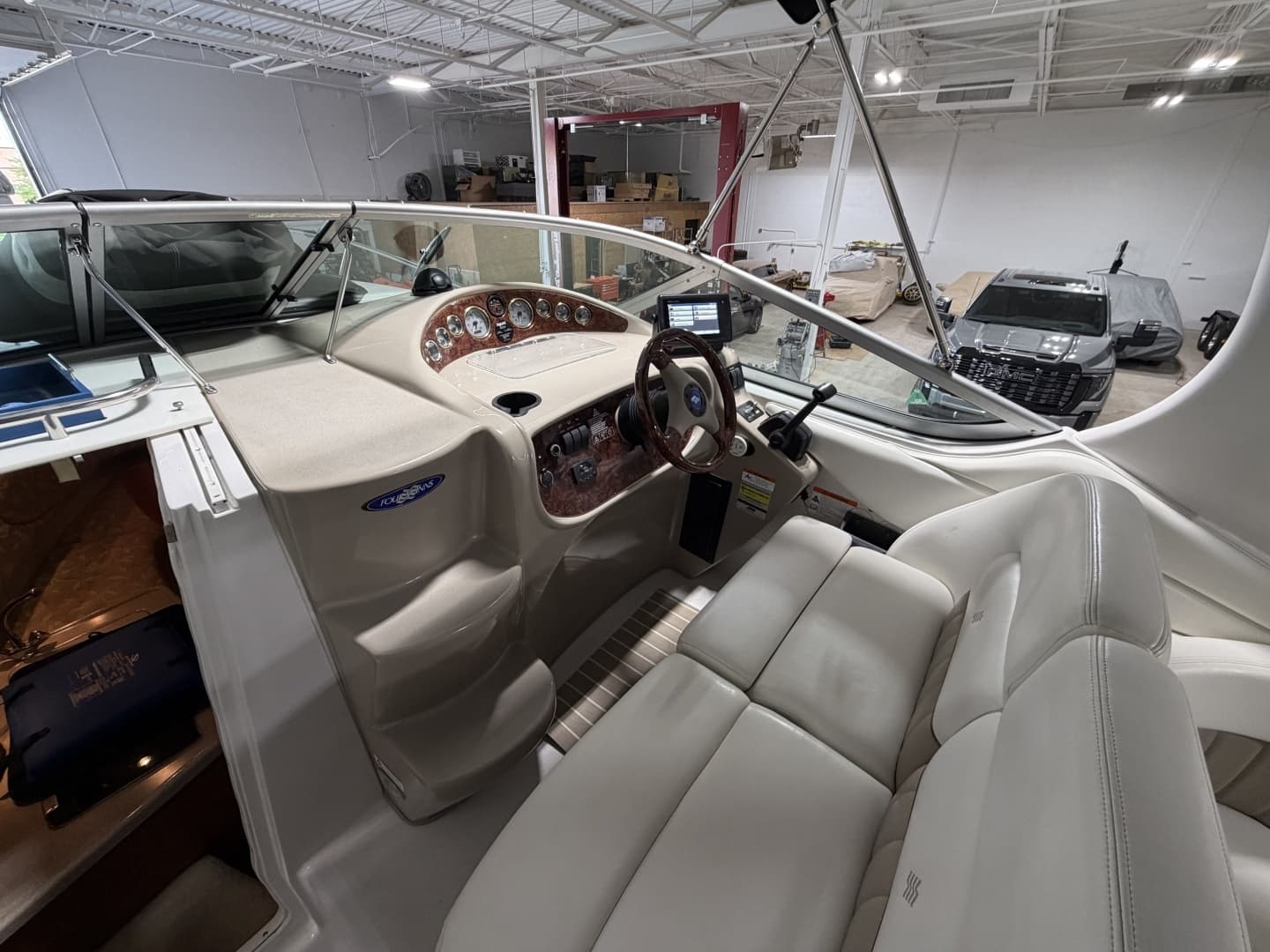 2005 Four Winns 268 Vista - Image 27