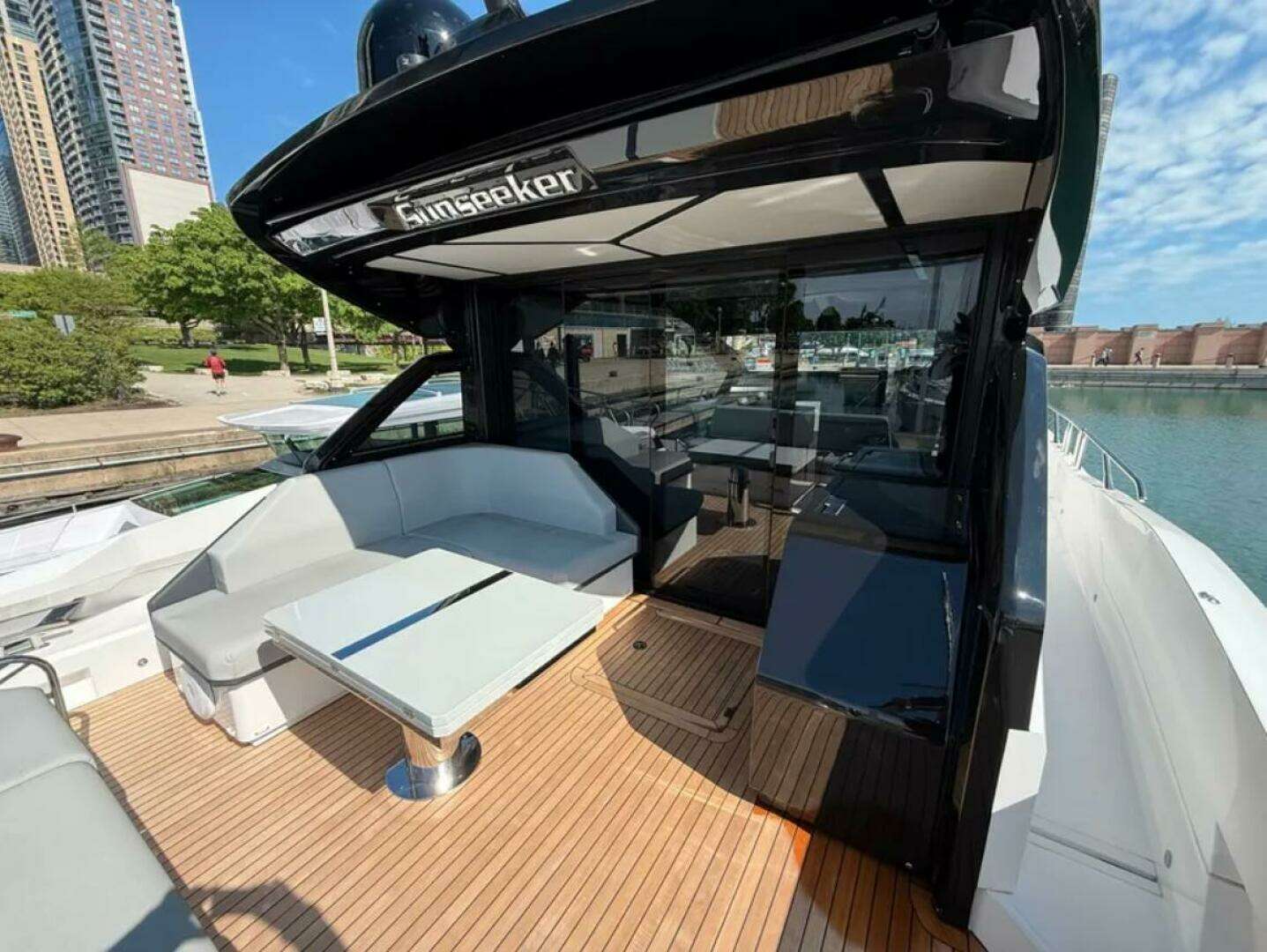 2025 Sunseeker 55 Predator - Image 34